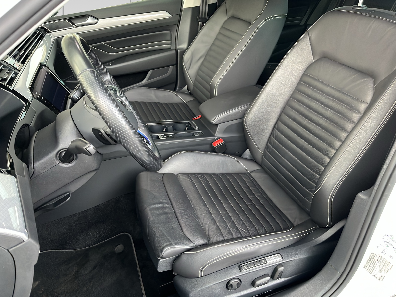 VW Passat Variant 1.4 TSI GTE Hybrid DSG-image-6