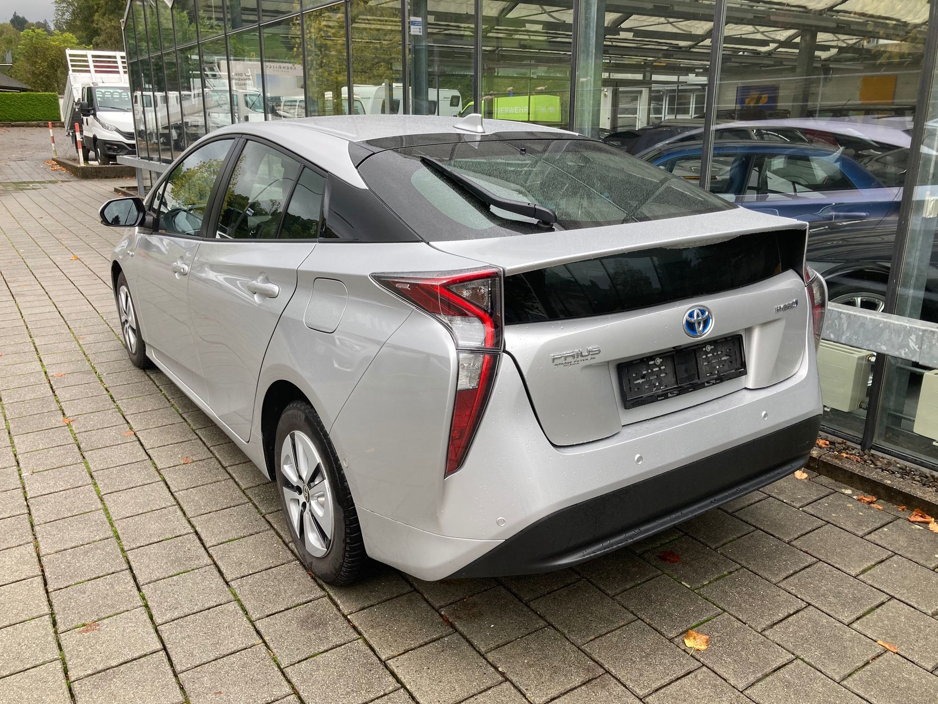 TOYOTA Prius 1.8 VVT-i HSD Sol Premium-image-5
