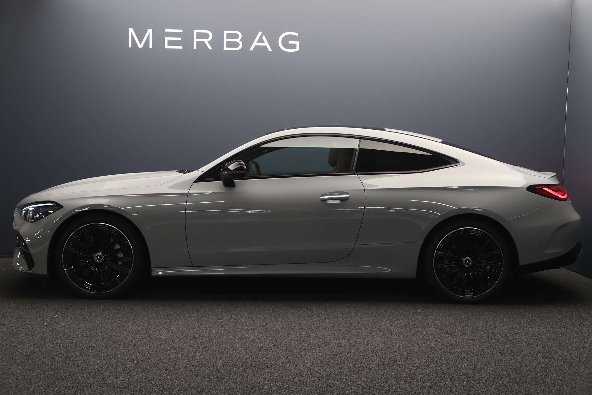 MERCEDES-BENZ CLE 450 Coupé 4Matic 9G-Tronic-image-3