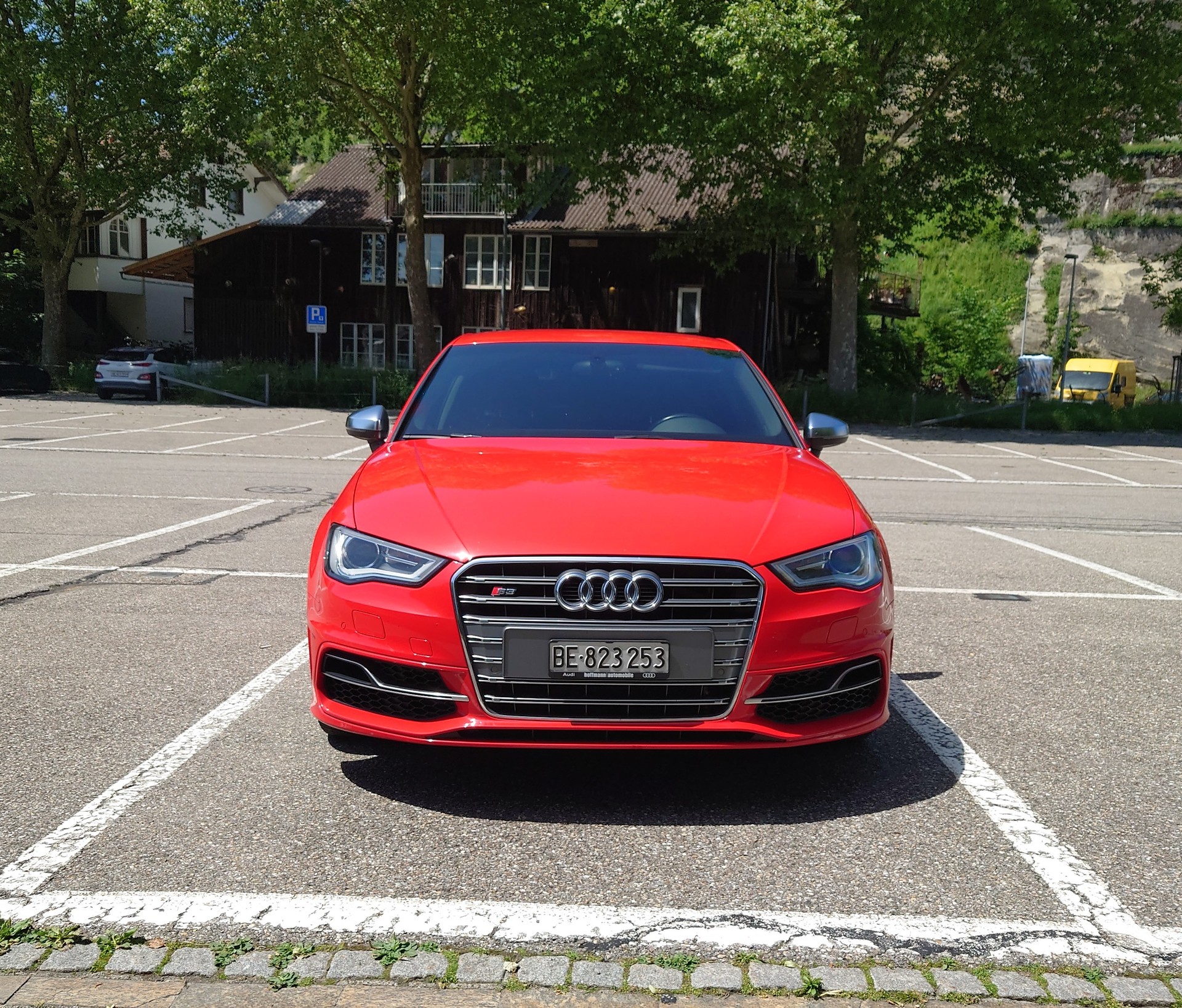 AUDI S3 Sportback 2.0 TFSI quattro S-tronic-image-3