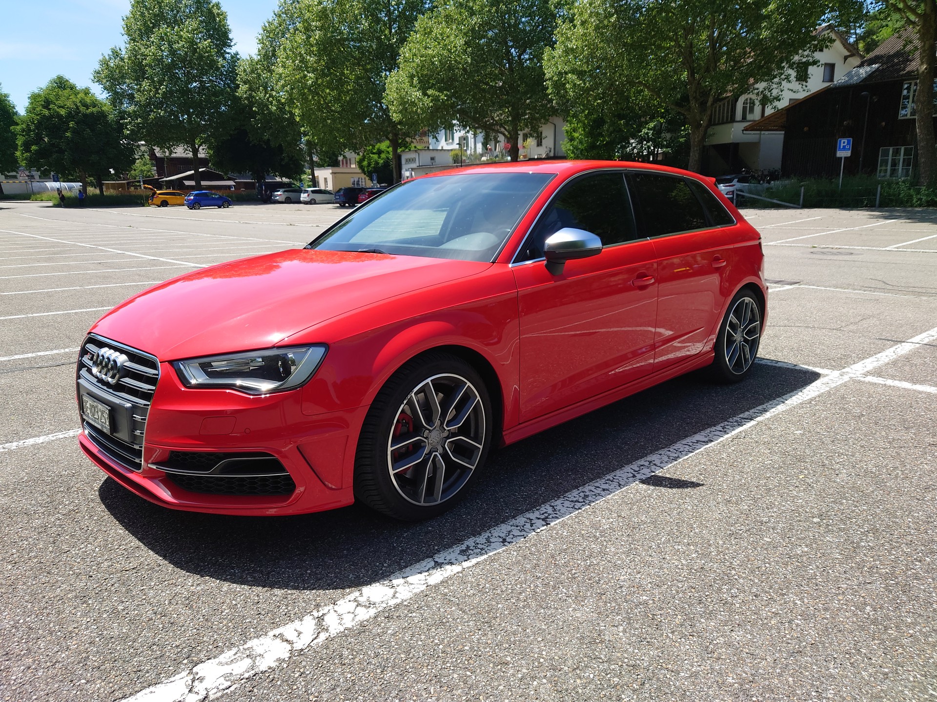 AUDI S3 Sportback 2.0 TFSI quattro S-tronic-image-4