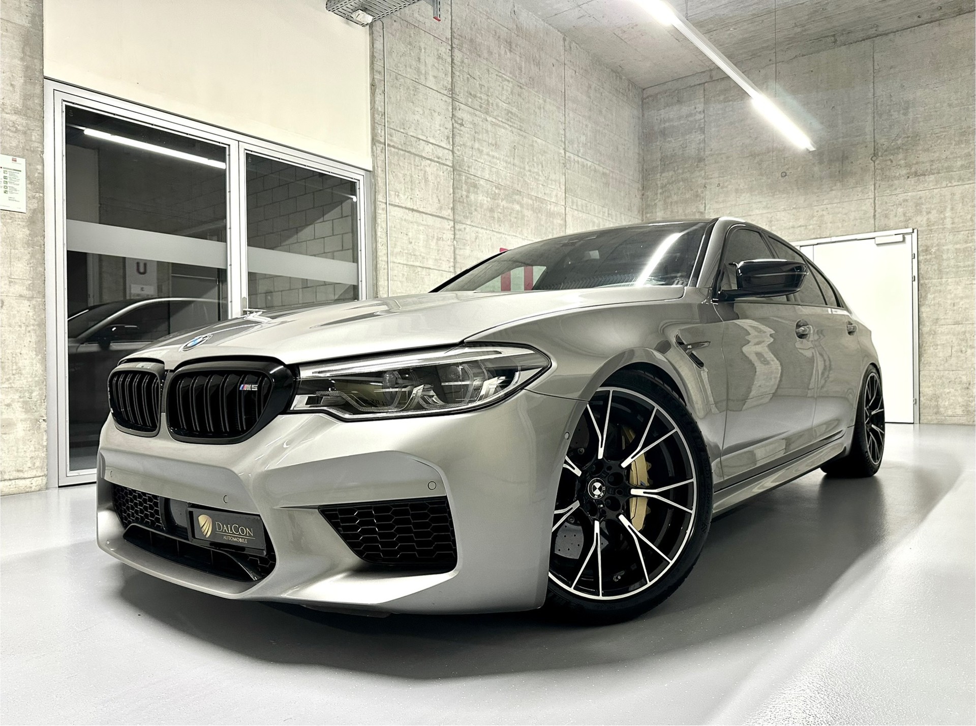 BMW M5 xDrive Competition Drivelogic-image-1