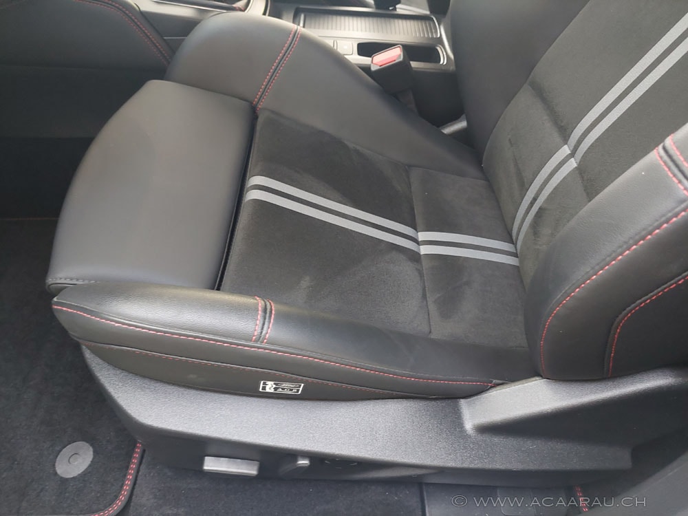 FORD Focus 2.3 ST X Performance 6- Gang / Video : https://youtu.be/DFi5A1zQwjo / Bilder : https://youtu.be/WncwxiNG4lQ-image-22