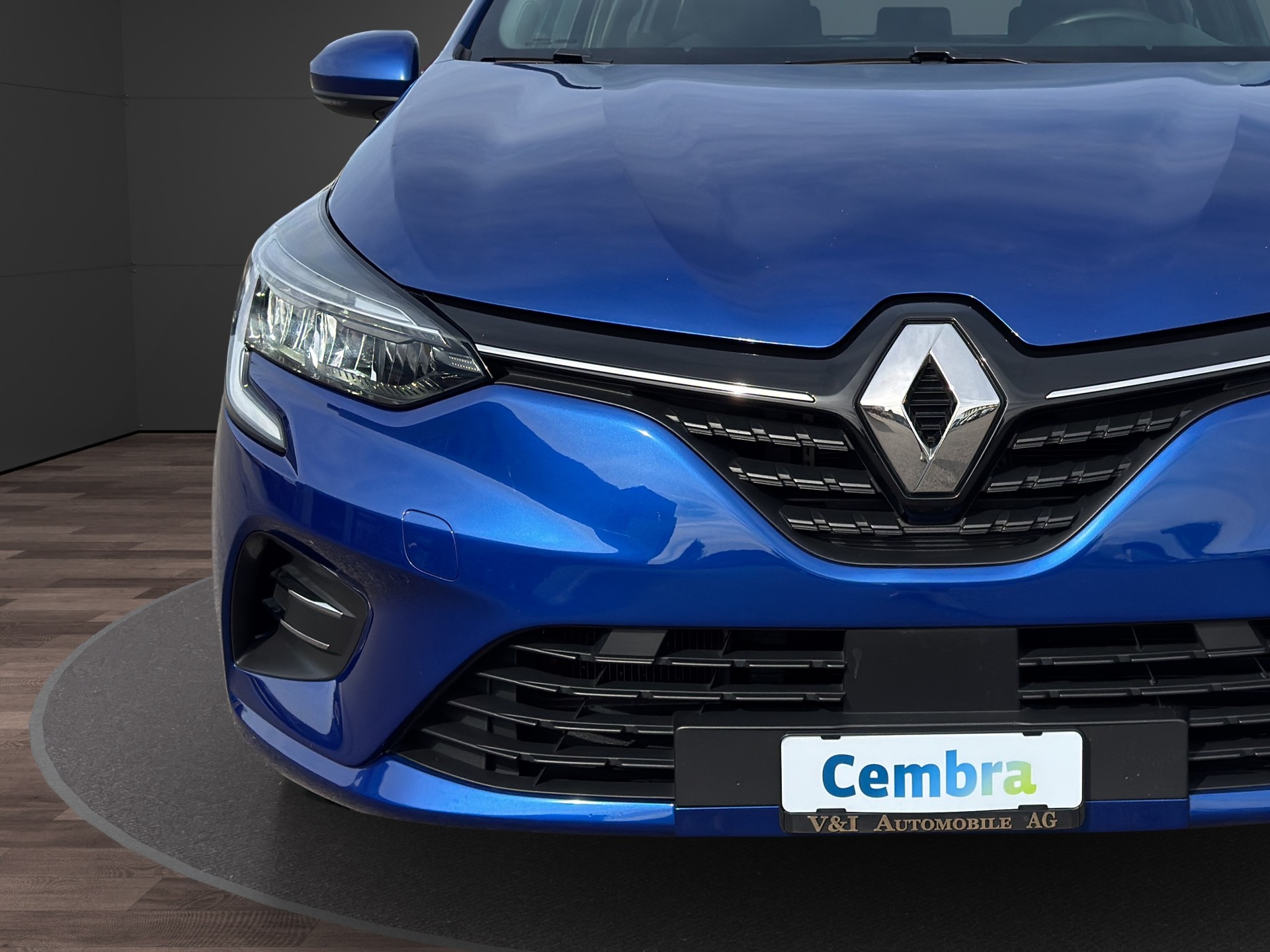 RENAULT Clio 1.6 E-Tech Zen-image-8