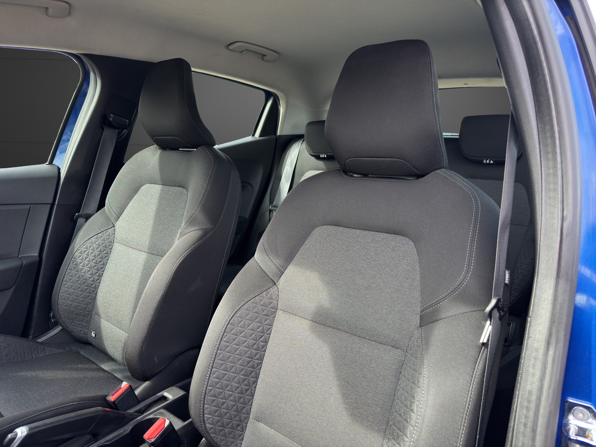 RENAULT Clio 1.6 E-Tech Zen-image-20