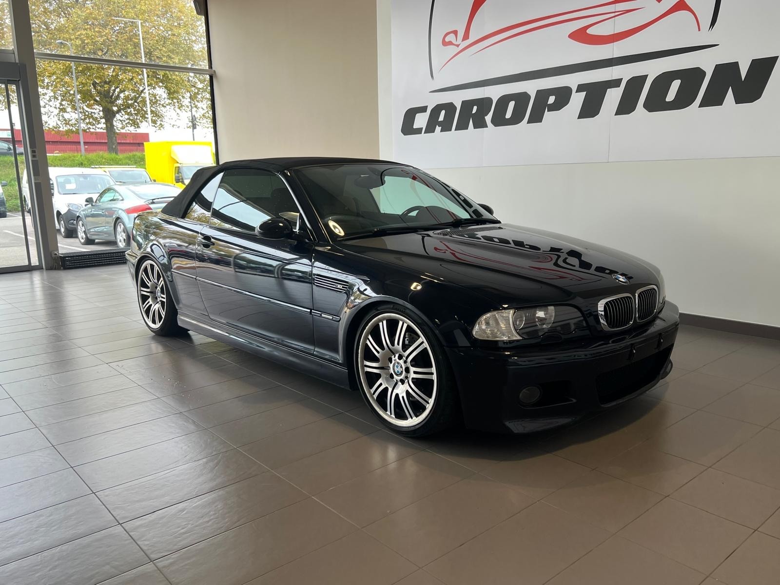 BMW M3 Cabriolet-image-3