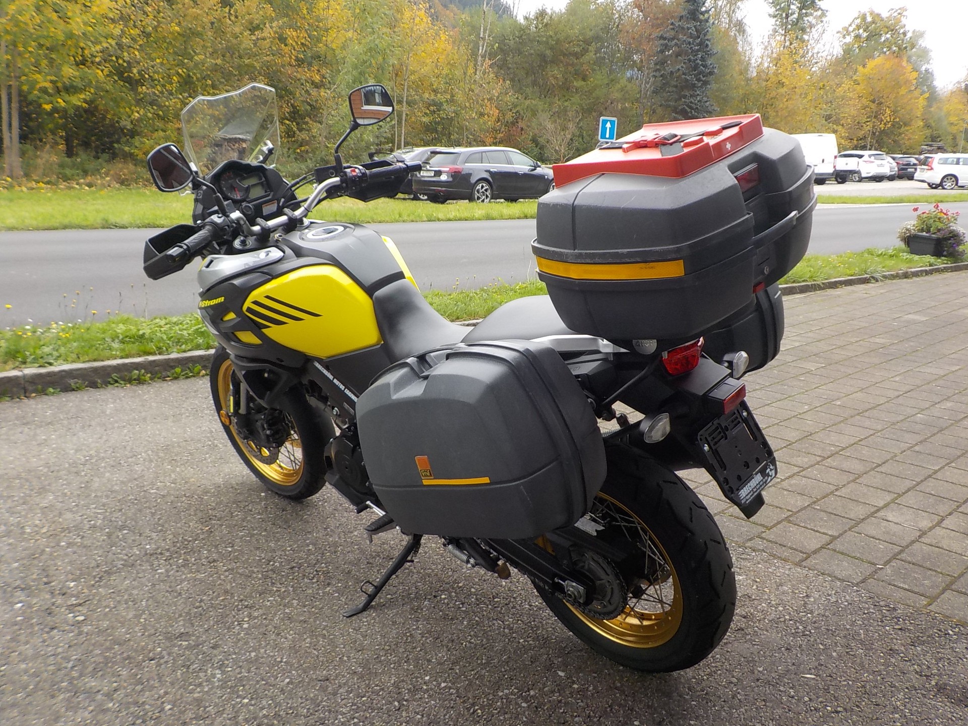 SUZUKI DL 1000 XA ABS L8-image-4