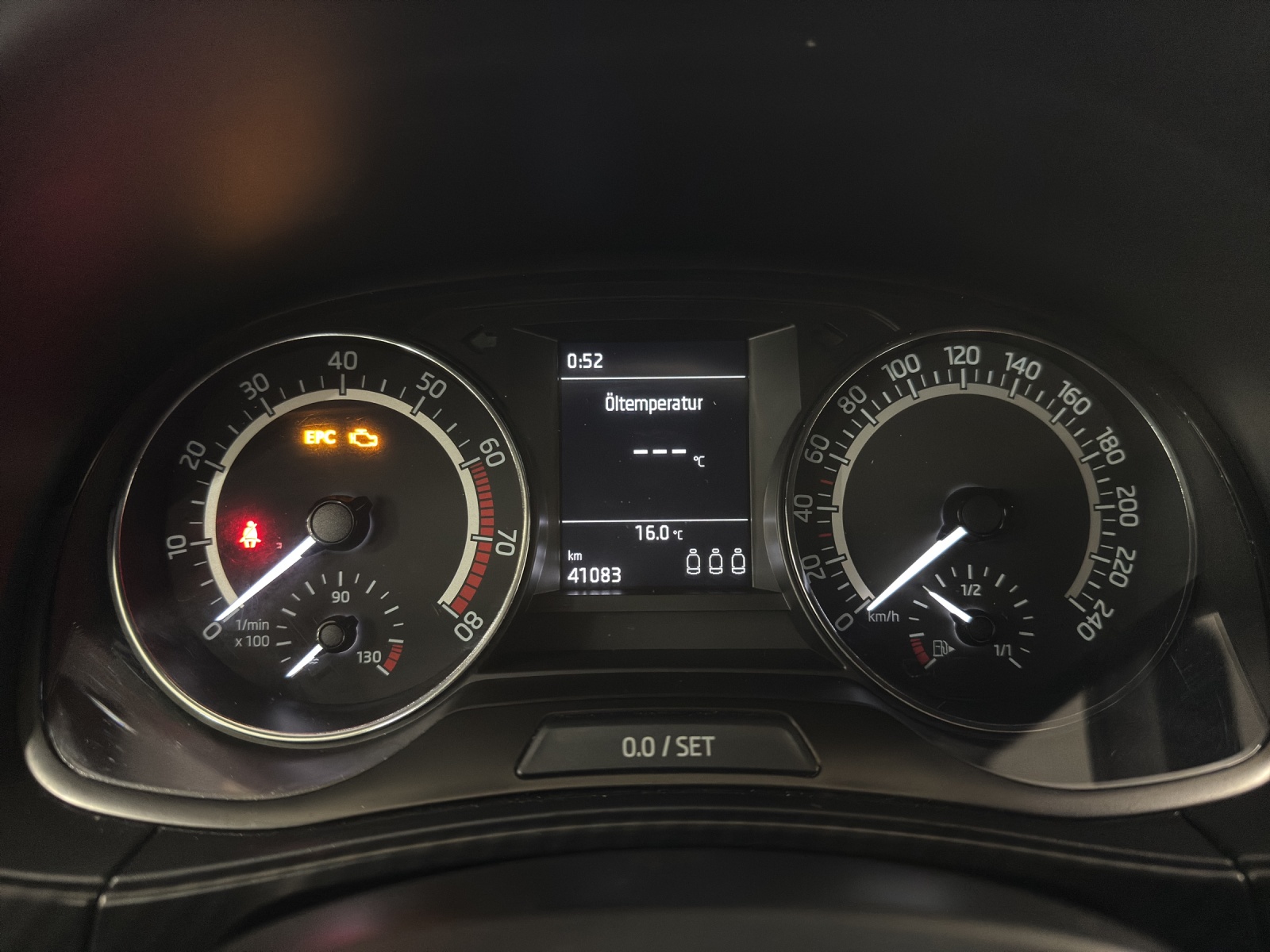 SKODA Fabia 1.0 TSI Monte Carlo-image-13