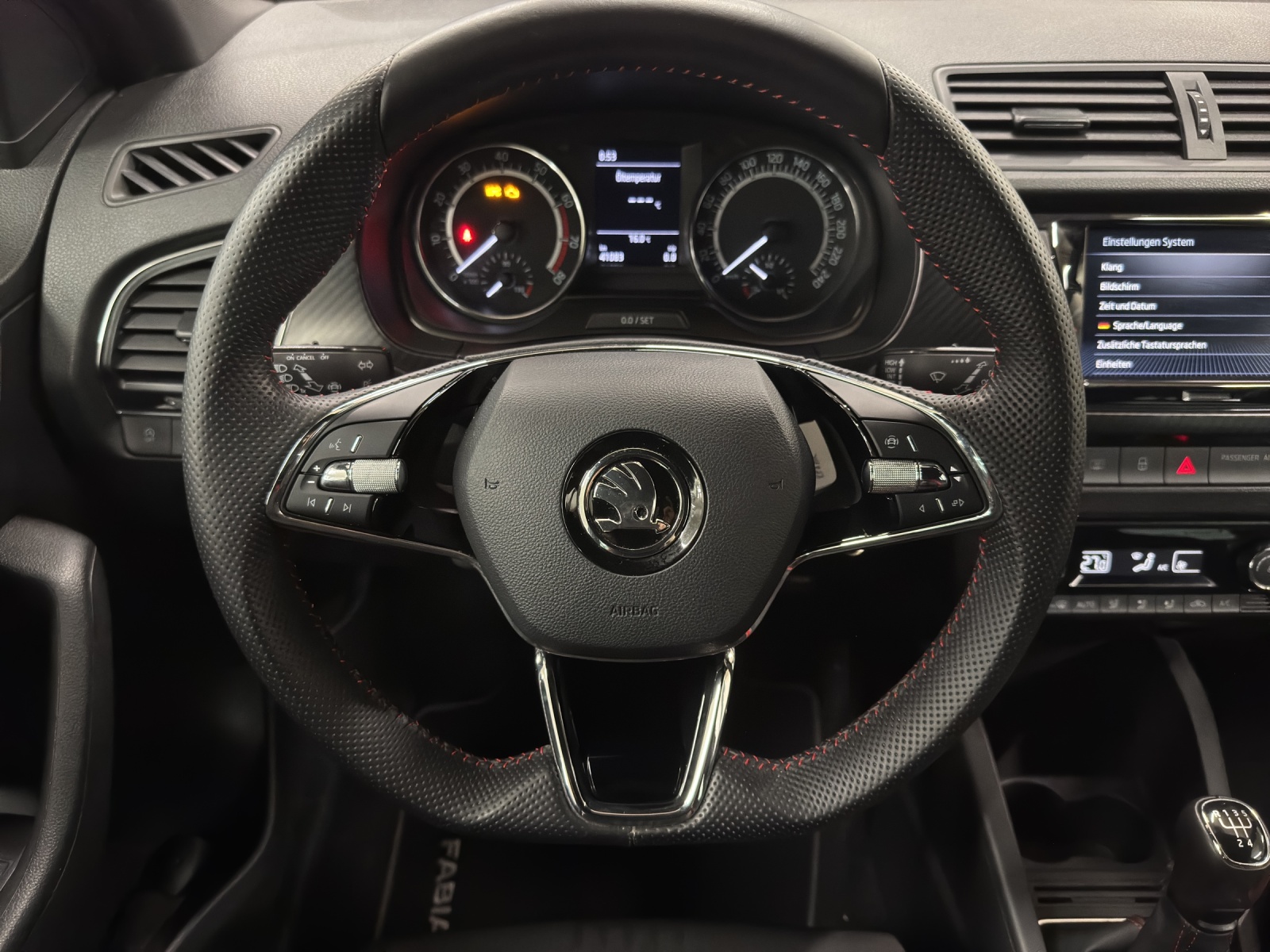 SKODA Fabia 1.0 TSI Monte Carlo-image-6