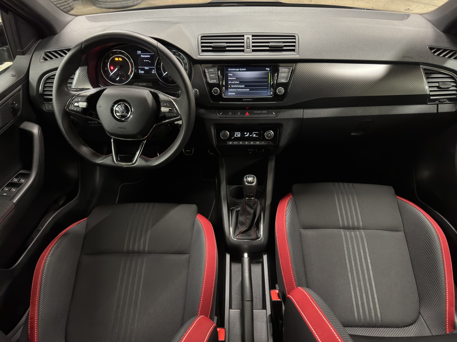 SKODA Fabia 1.0 TSI Monte Carlo-image-7
