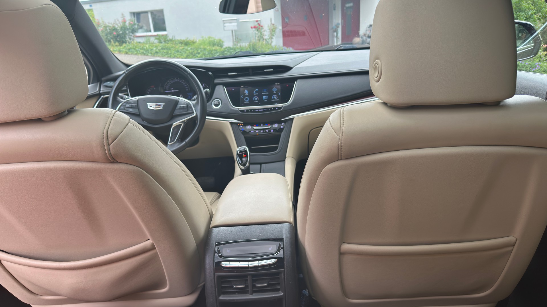 CADILLAC XT5 Crossover 3.6 Premium Automatic-image-4