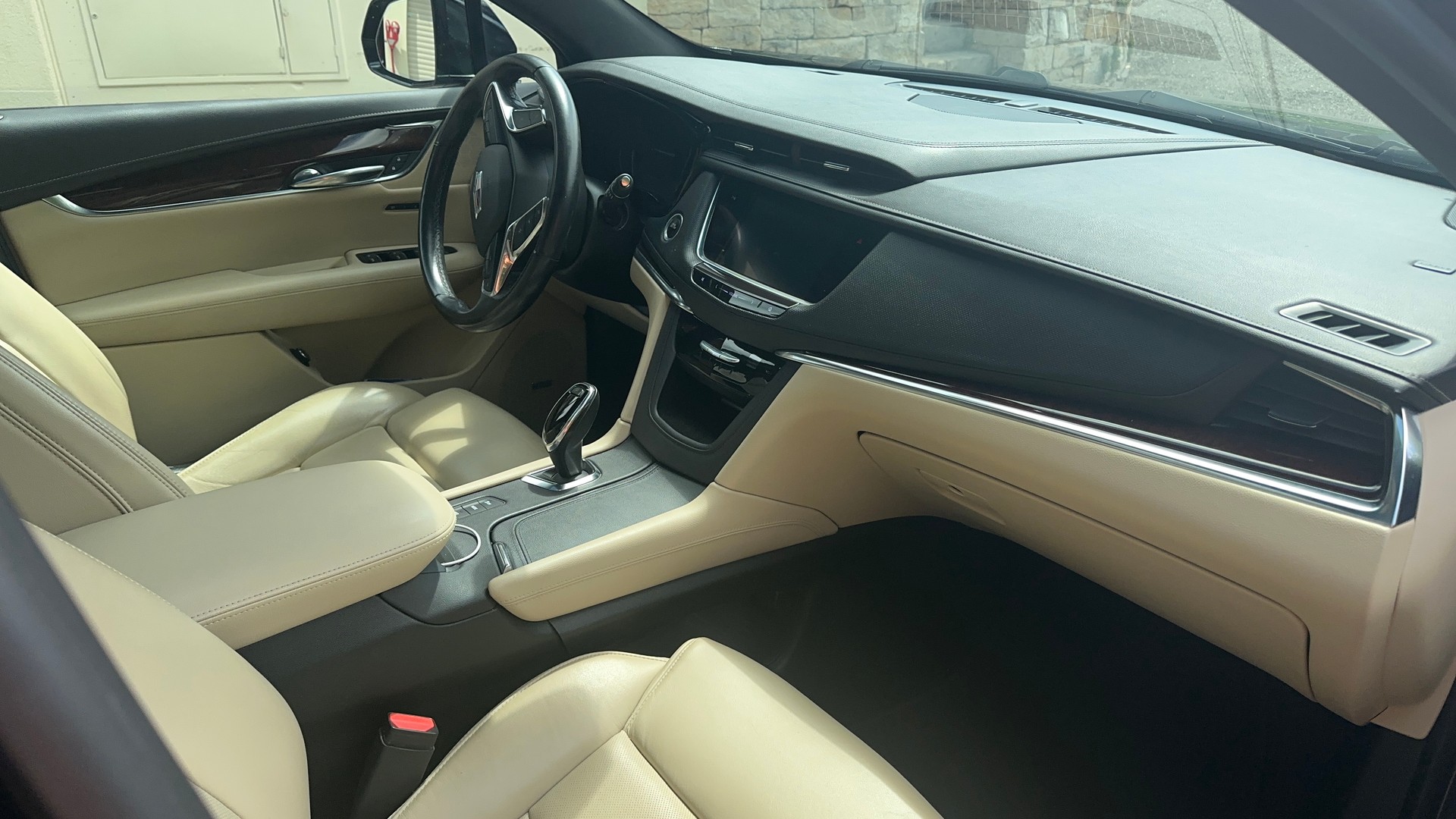 CADILLAC XT5 Crossover 3.6 Premium Automatic-image-6