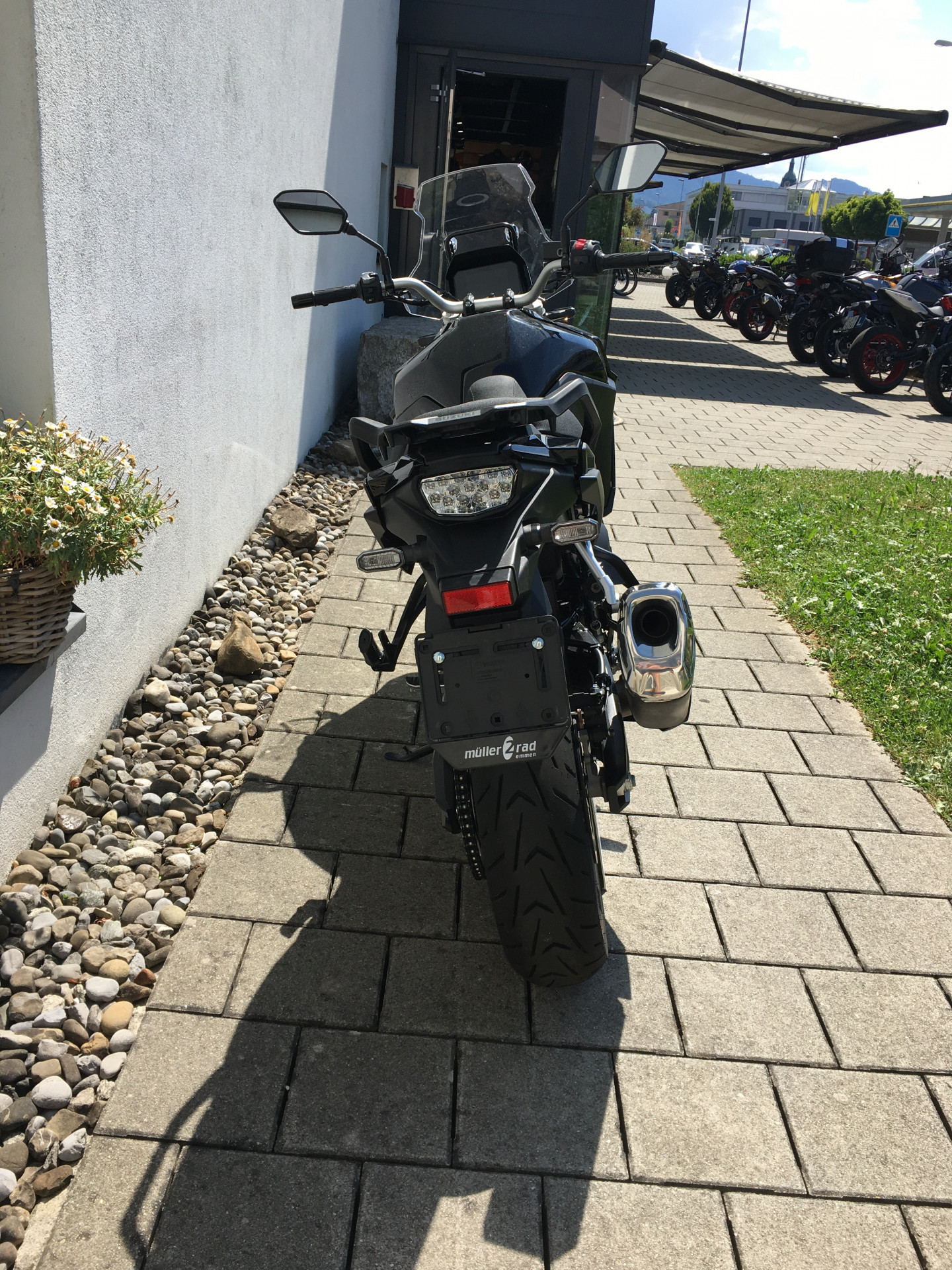SUZUKI DL 800 V-Strom-showroom-element-3