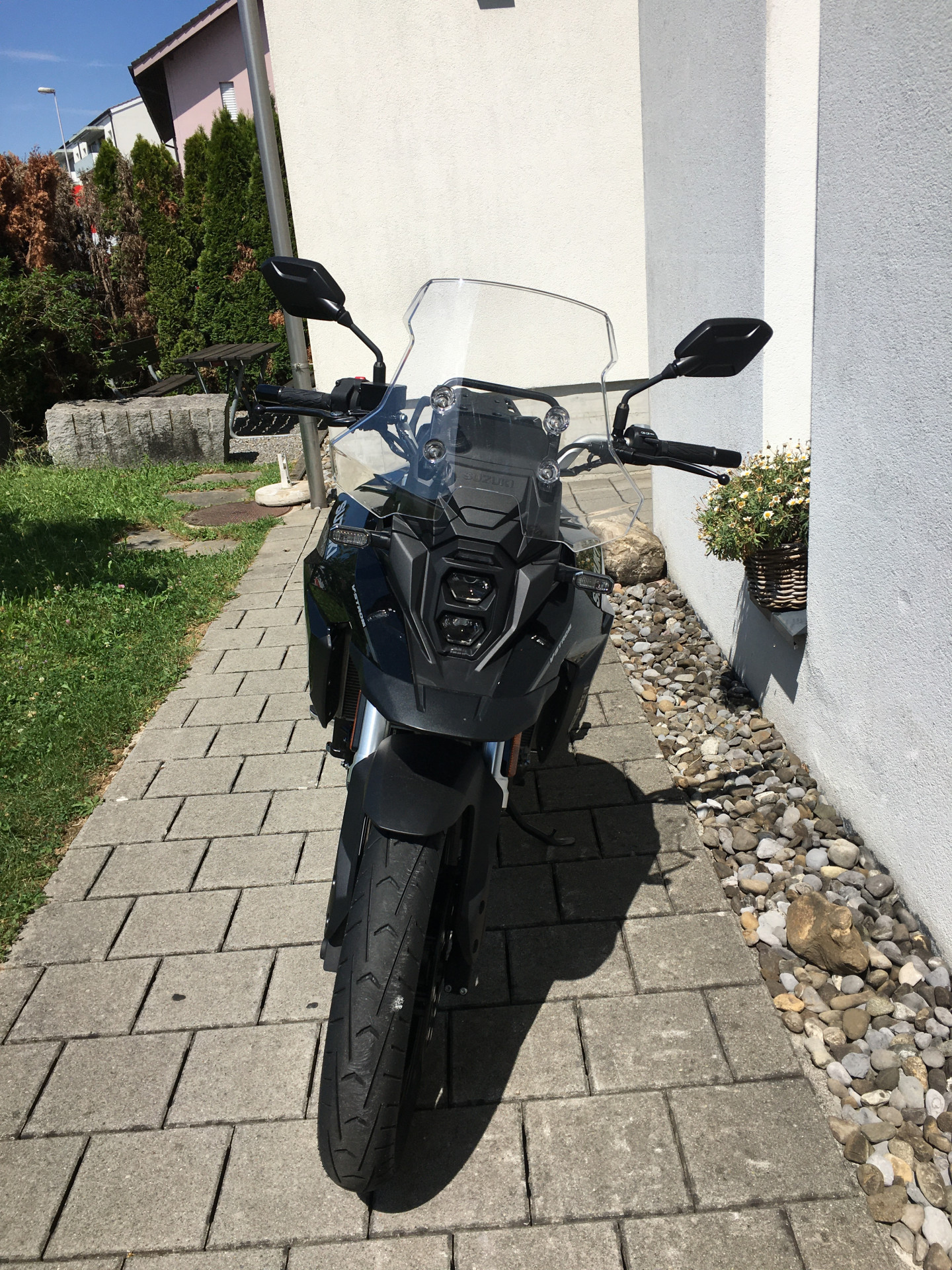SUZUKI DL 800 V-Strom-showroom-element-1