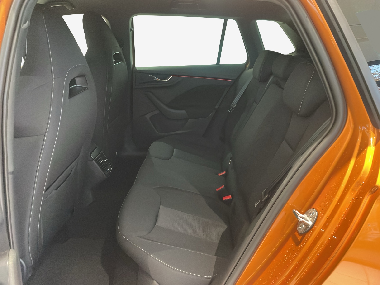 SKODA Kamiq 1.0 TSI Dynamic DSG-image-11