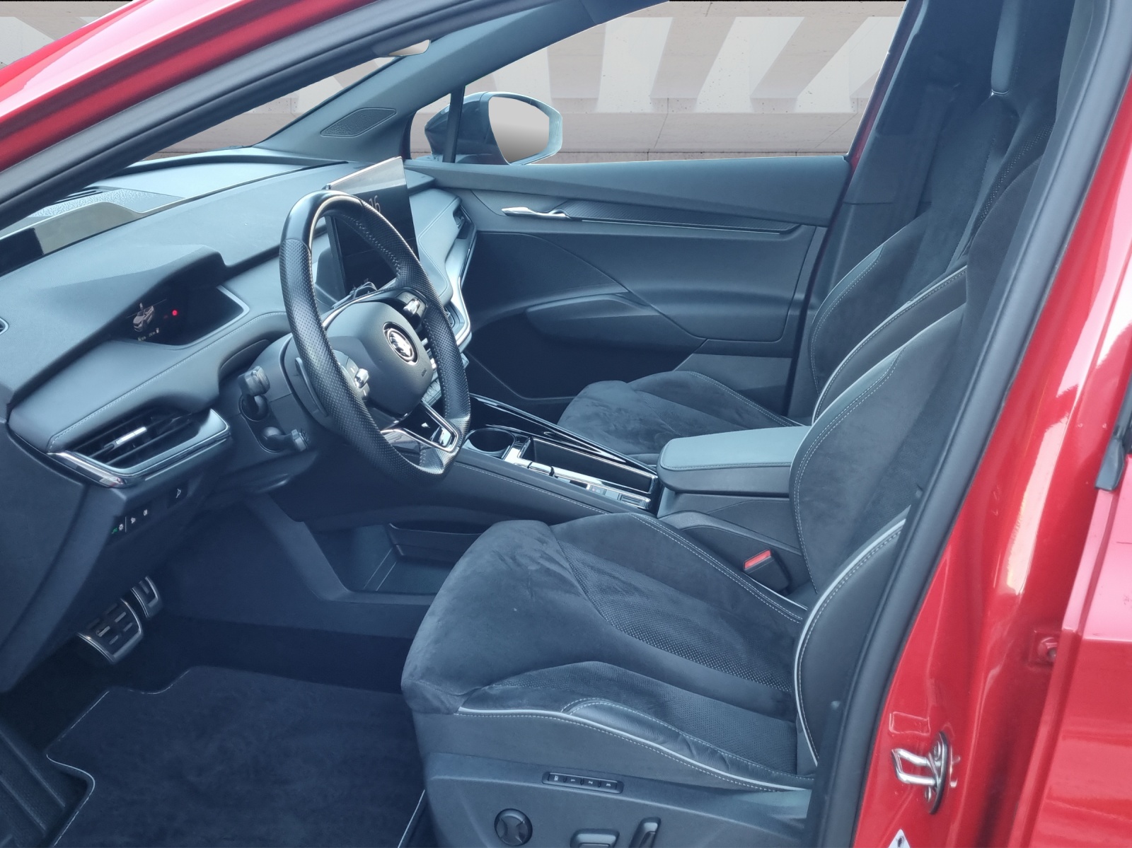 SKODA Enyaq iV 80 SportLine-image-4