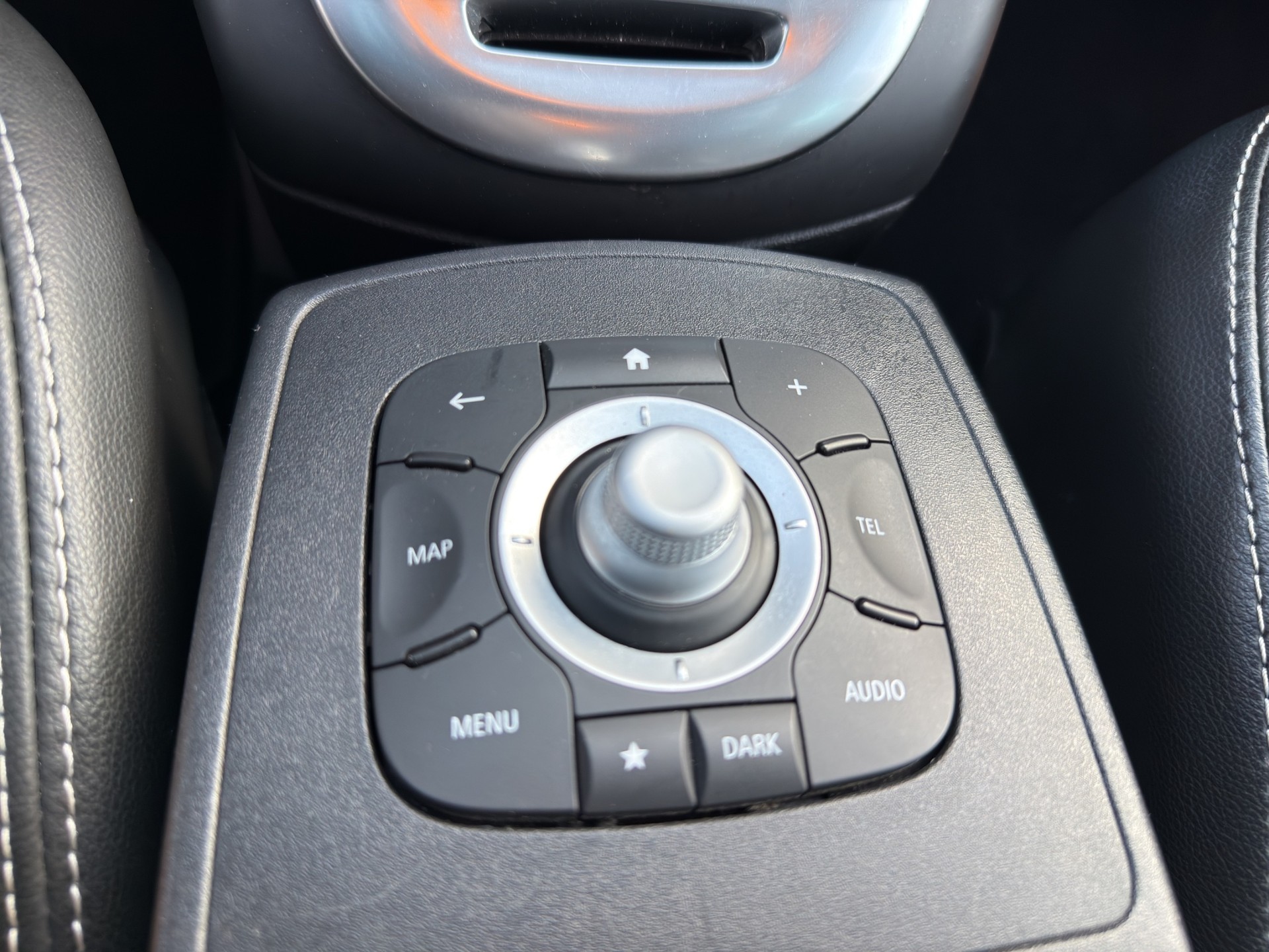 RENAULT Scénic 1.2 16V Turbo Bose-image-8