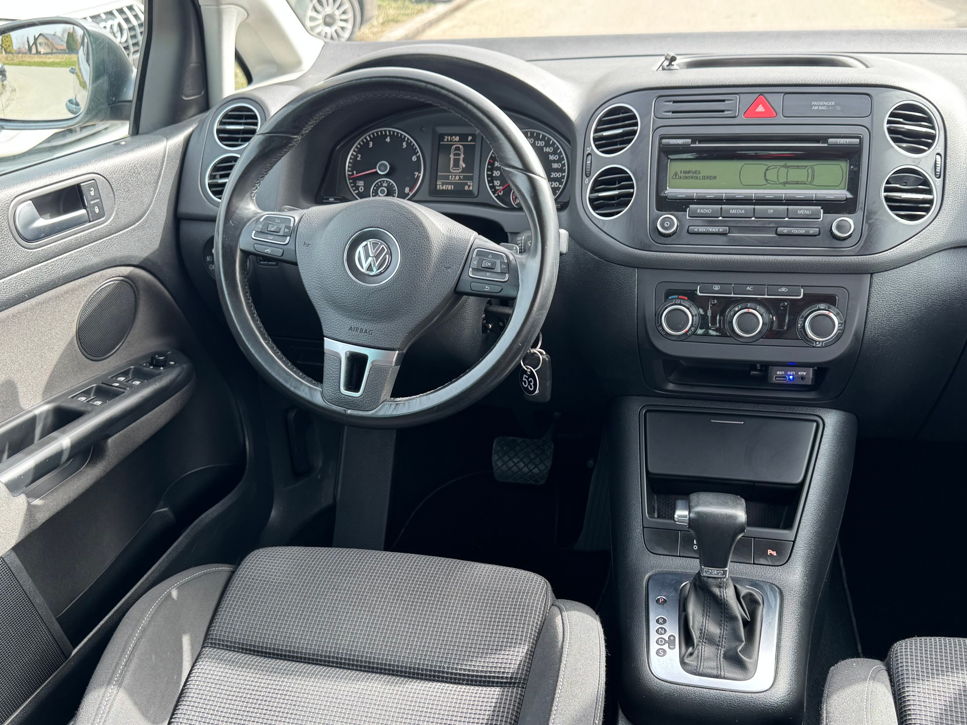 VW Golf Plus 1.4 TSI Comfortline DSG-image-8