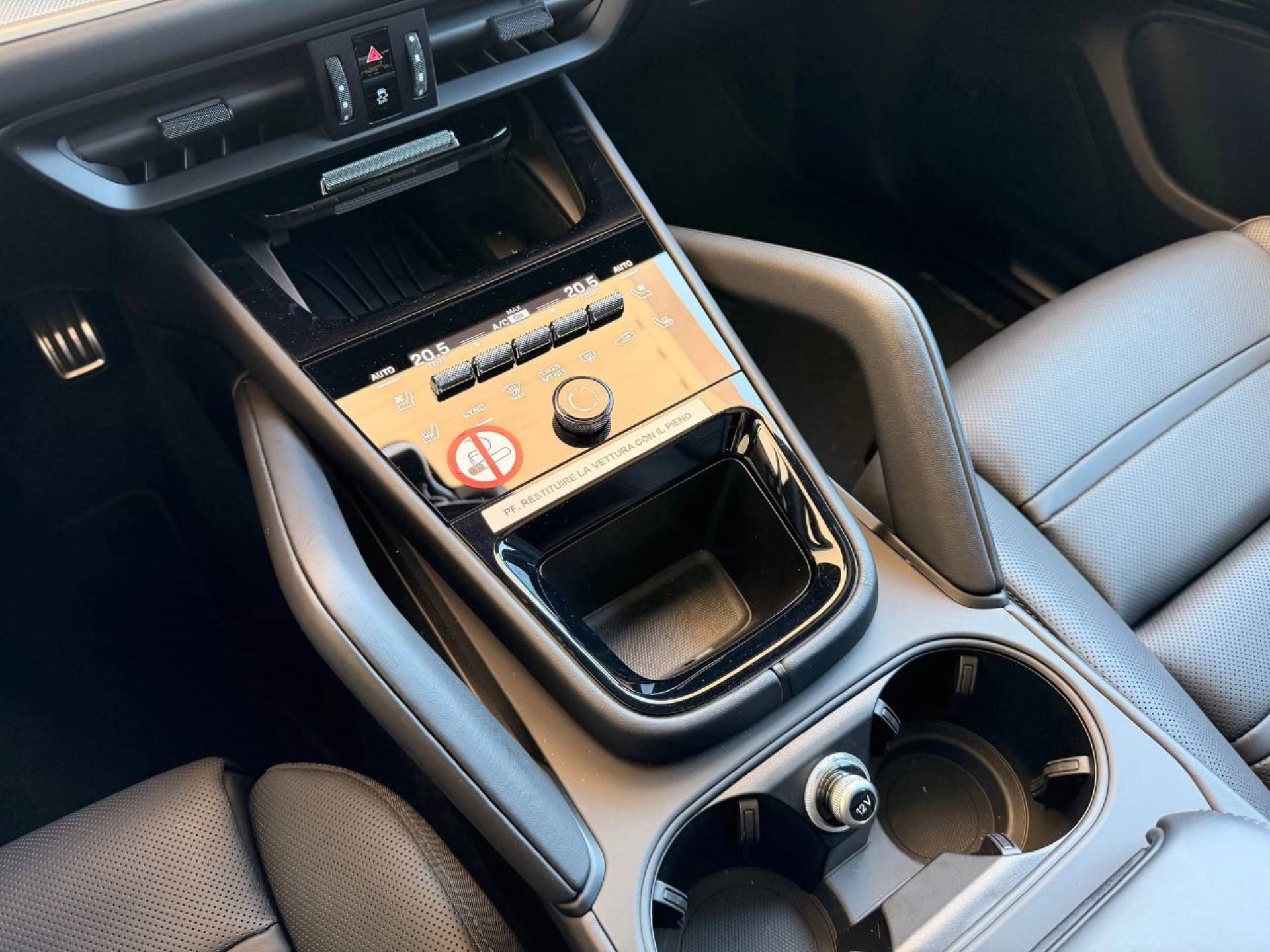 PORSCHE Cayenne S-image-25