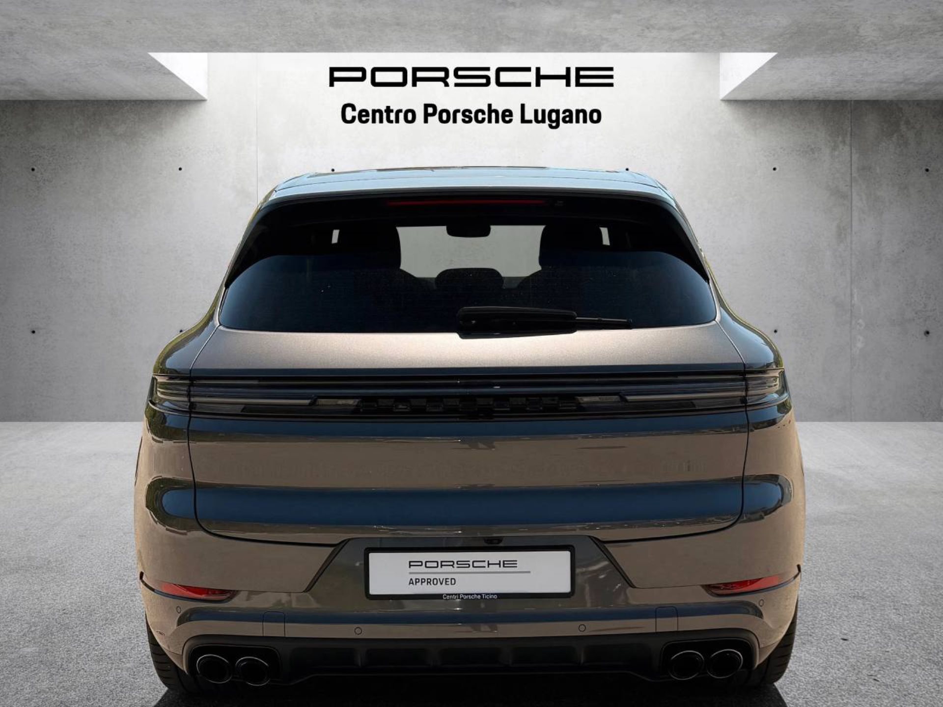 PORSCHE Cayenne S-image-10