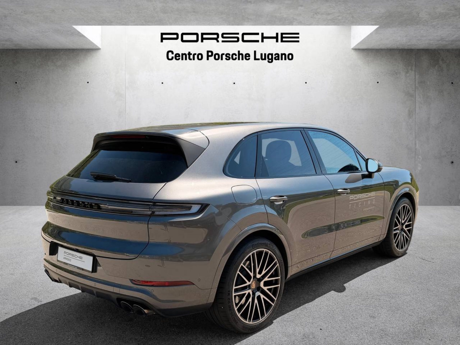 PORSCHE Cayenne S-image-7