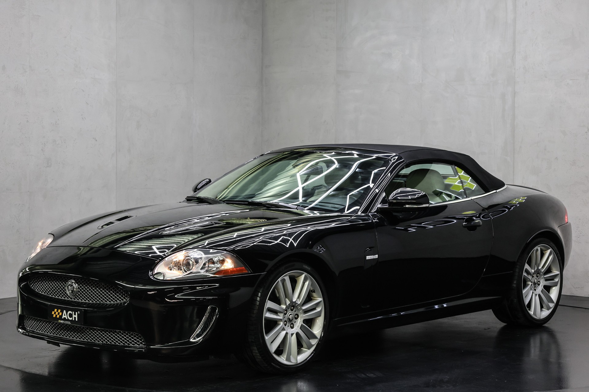 JAGUAR XKR Convertible 5.0 V8 Supercharged-image-5