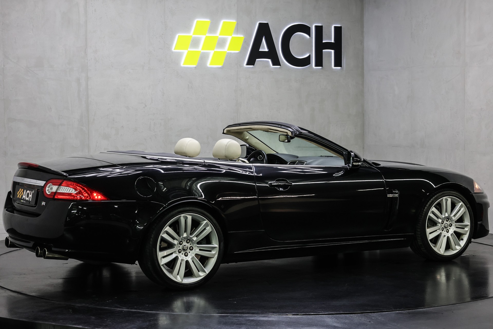JAGUAR XKR Convertible 5.0 V8 Supercharged-image-12