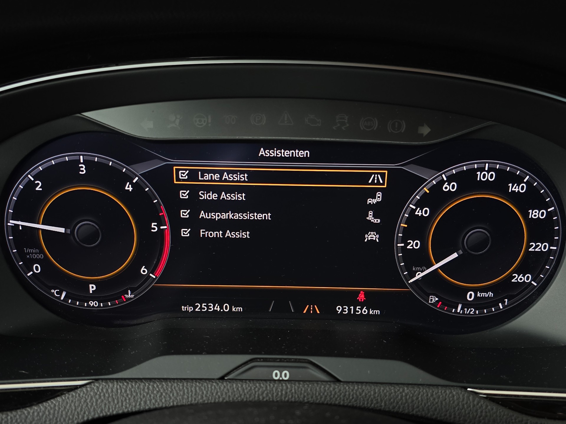VW Passat Variant 2.0 TDI BMT Highline DSG 4Motion R-Line-image-15