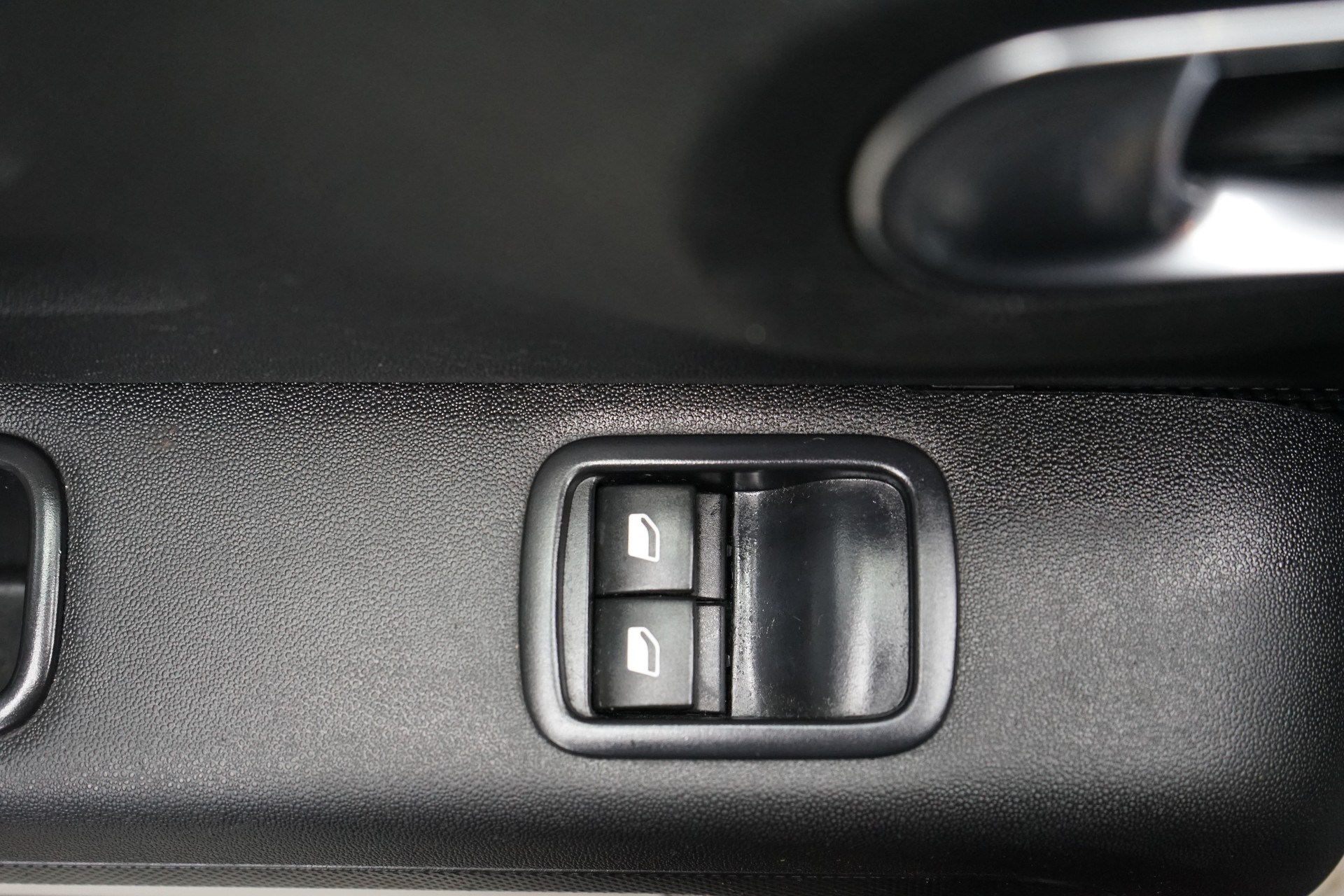 CITROEN C3 1.2i PureTech Feel EAT-image-18