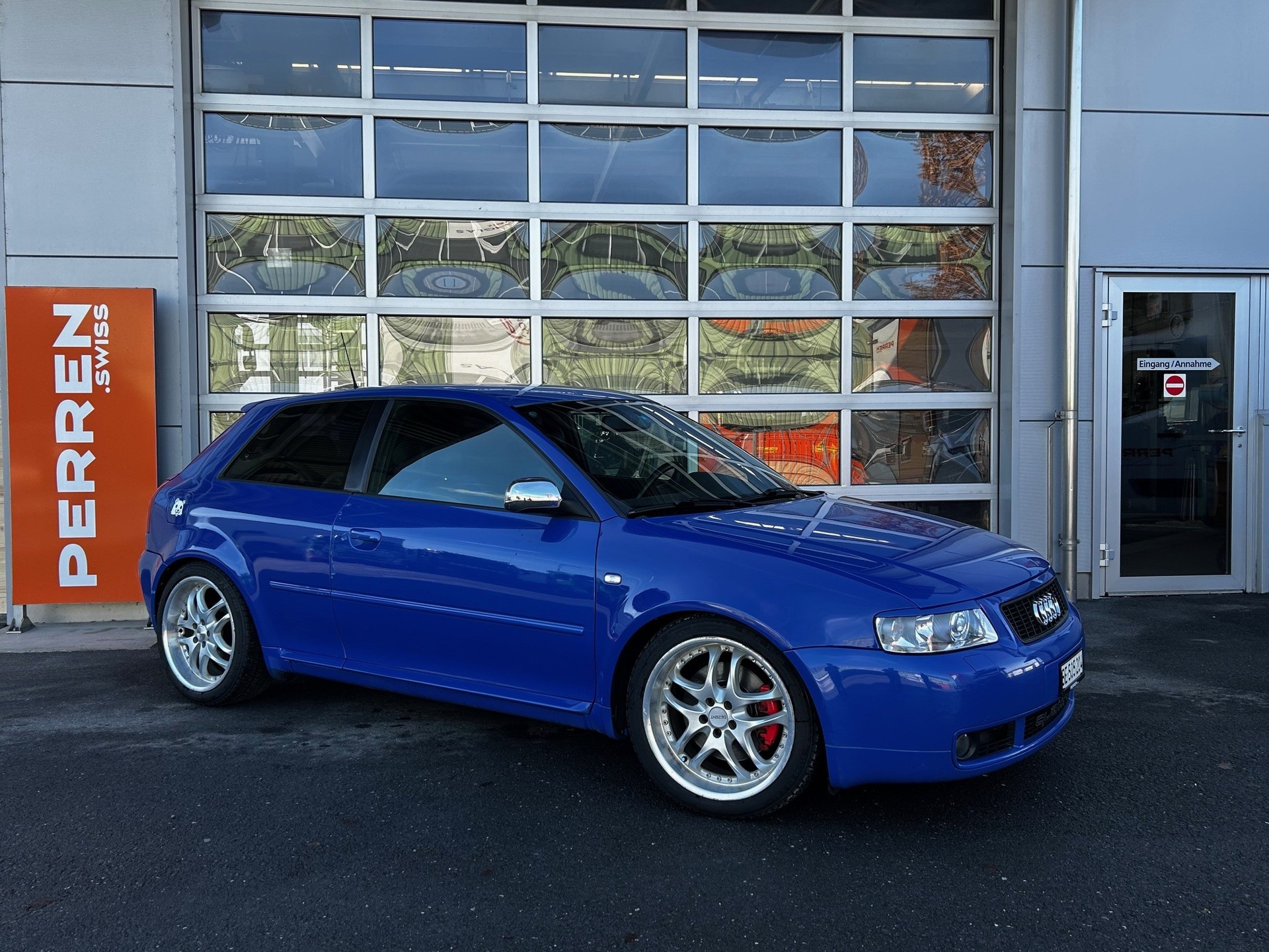 AUDI S3 quattro