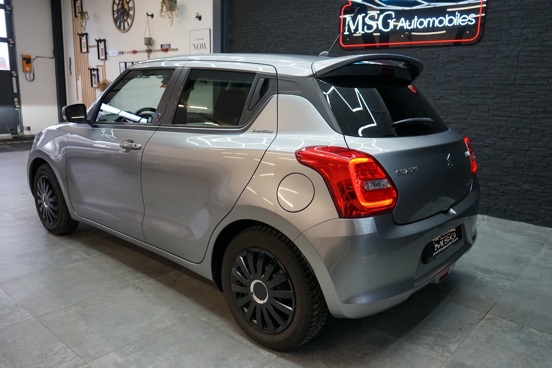 SUZUKI Swift 1.0 12V SHVS Sergio Cellano Top Hybrid-image-2