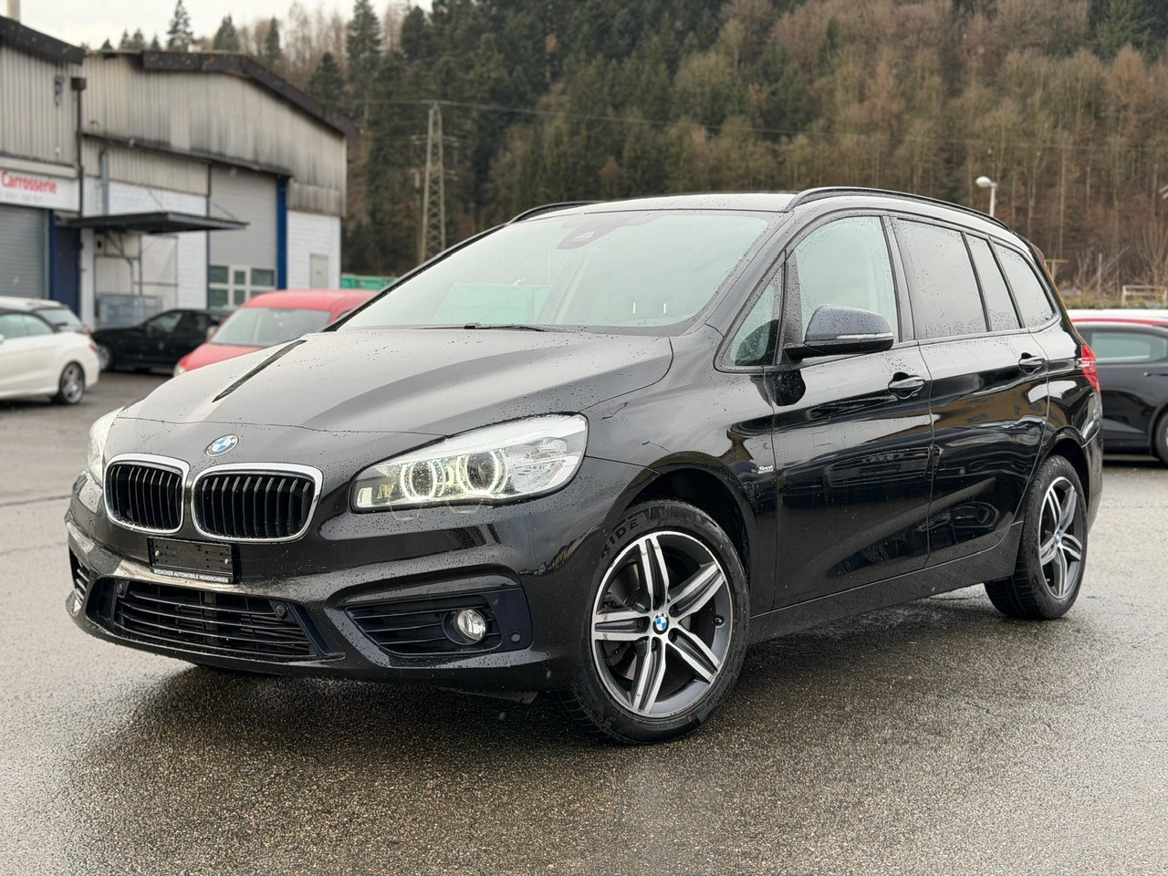 BMW 218i Gran Tourer Sport Line Steptronic-image-0