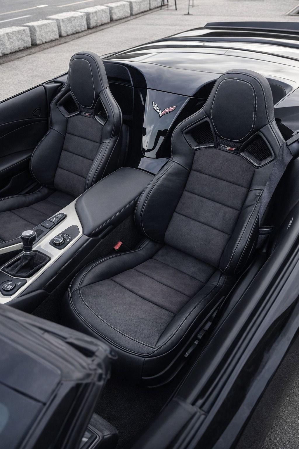 CHEVROLET Corvette Convertible Stingray-image-7