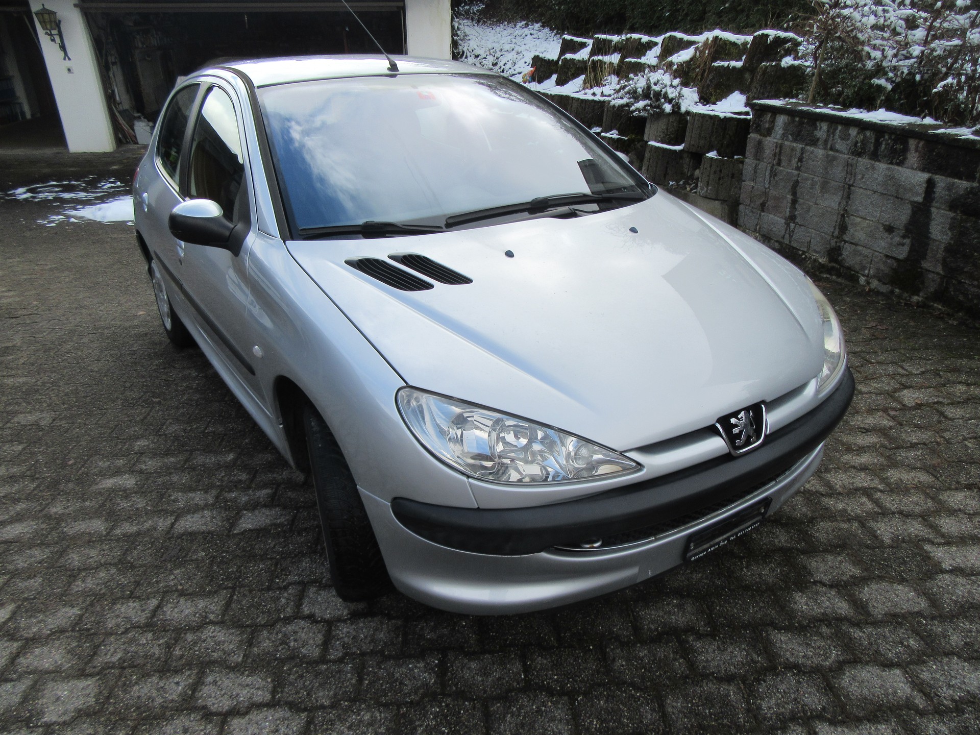 PEUGEOT 206 1.4 XT-image-0