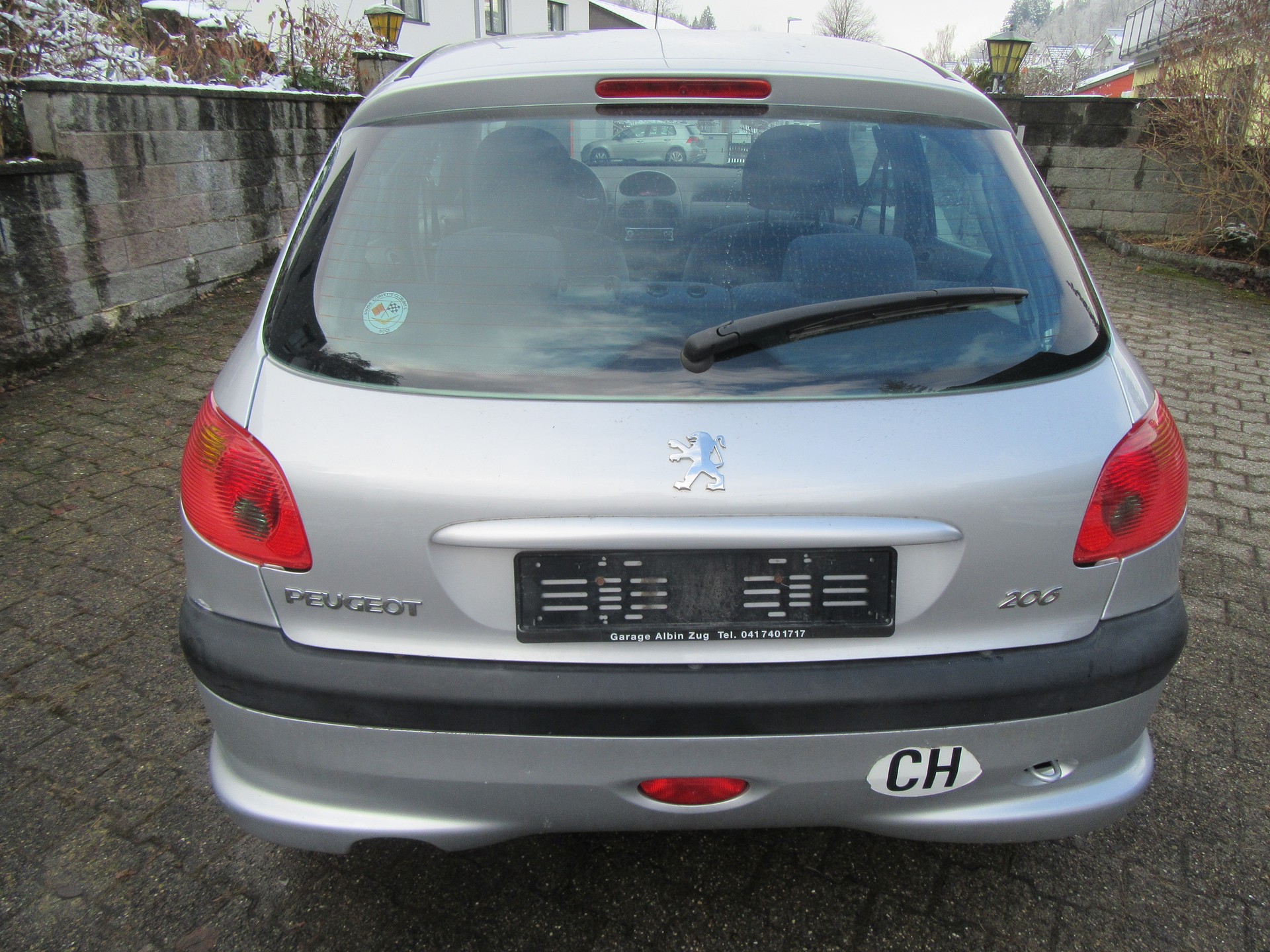 PEUGEOT 206 1.4 XT-image-2