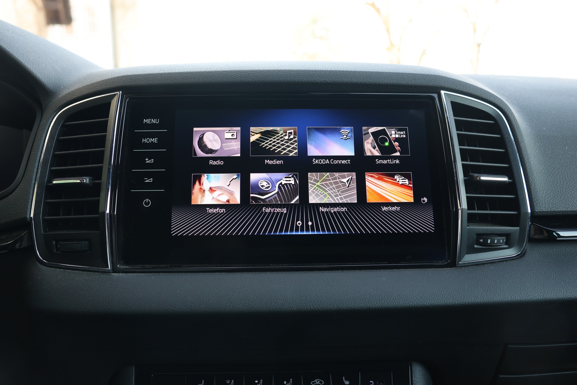 SKODA Karoq 2.0 TSI SportLine 4x4 DSG-image-20