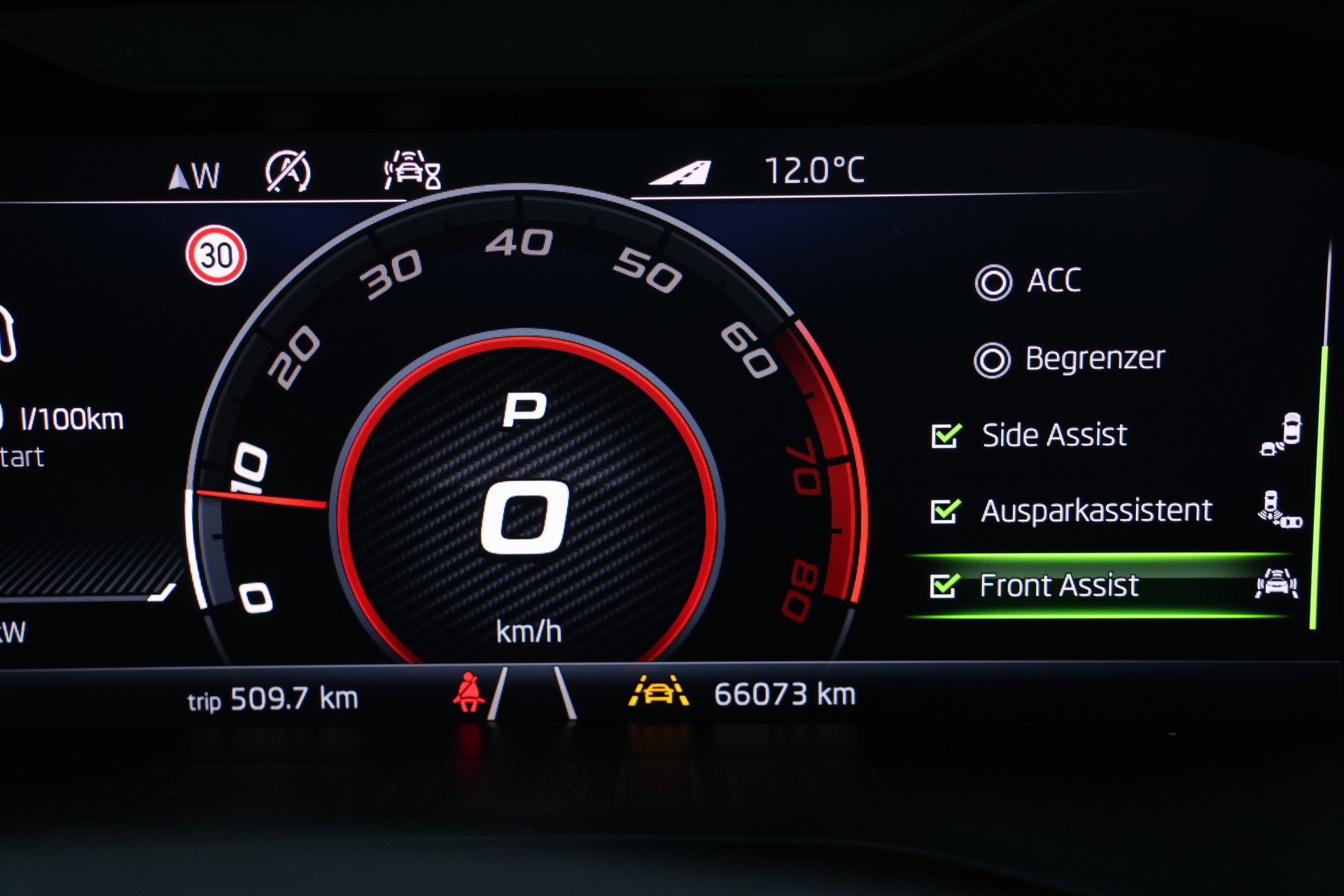 SKODA Karoq 2.0 TSI SportLine 4x4 DSG-image-15