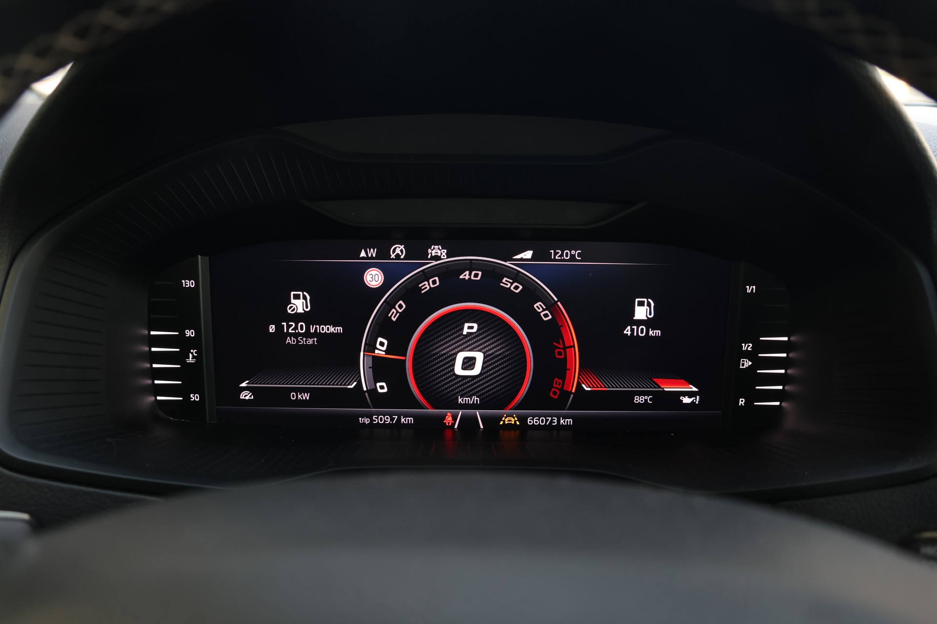 SKODA Karoq 2.0 TSI SportLine 4x4 DSG-image-13