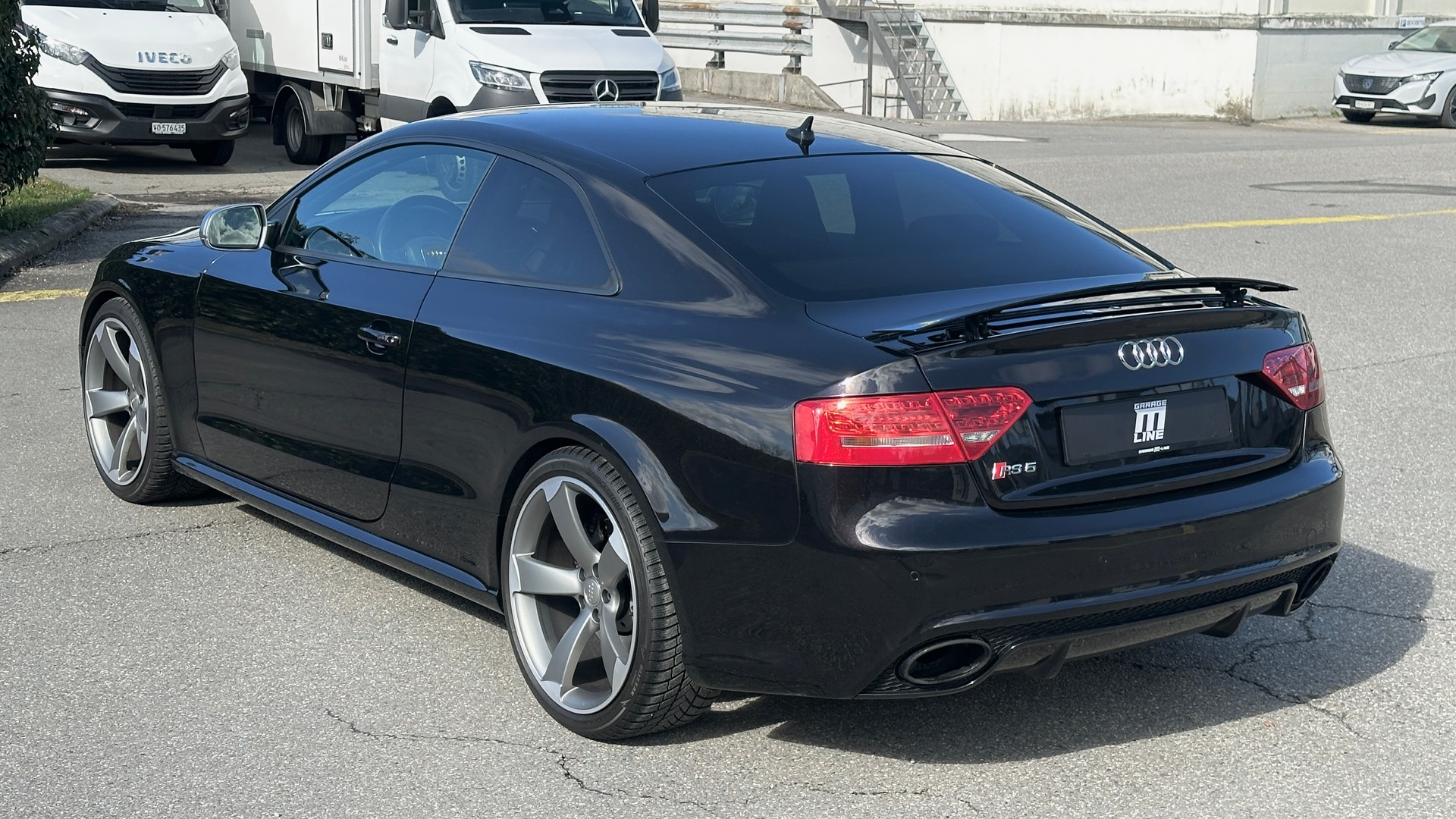 AUDI RS5-image-1