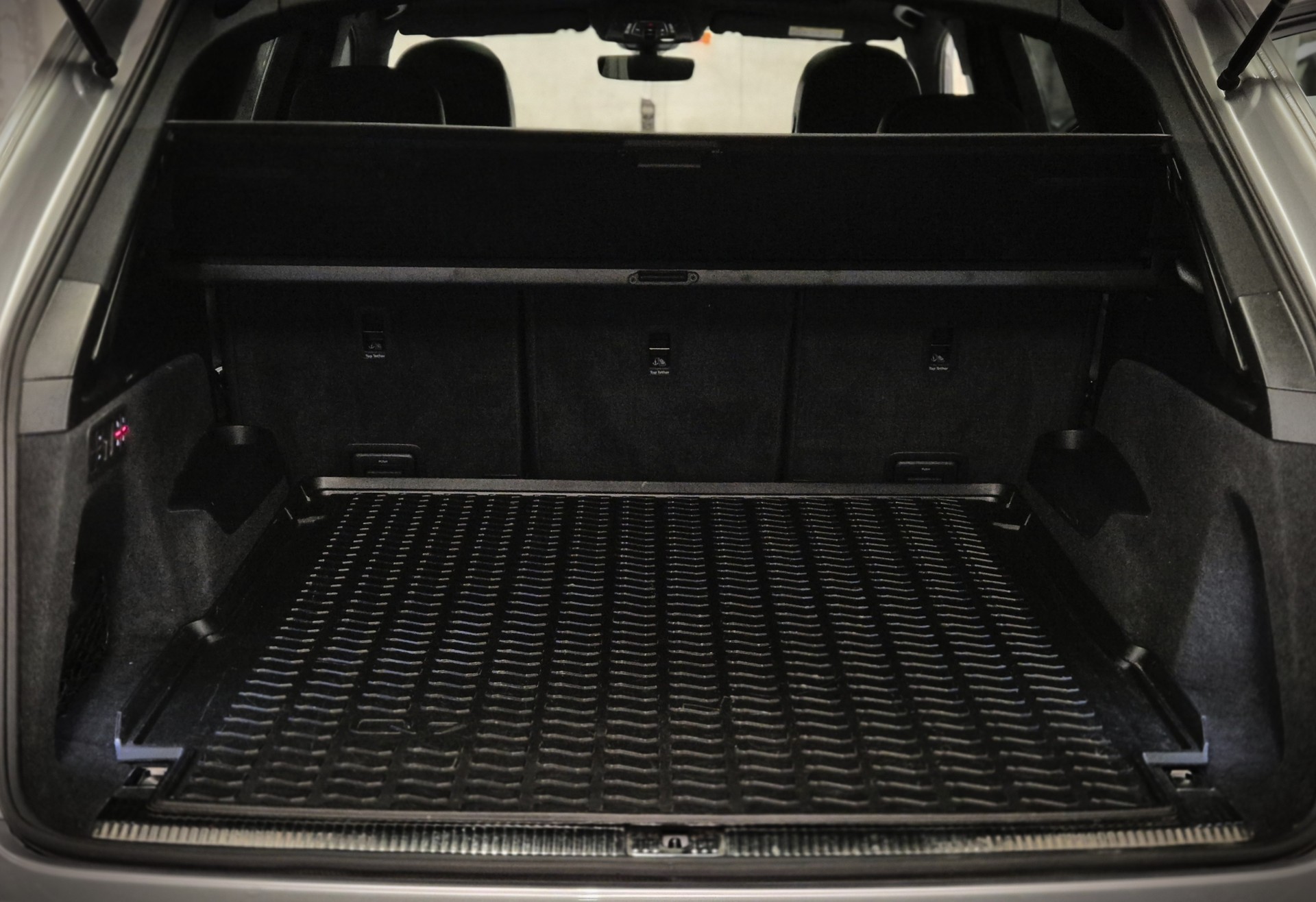 AUDI Q7 50 TDI quattro S Line tiptronic-image-16