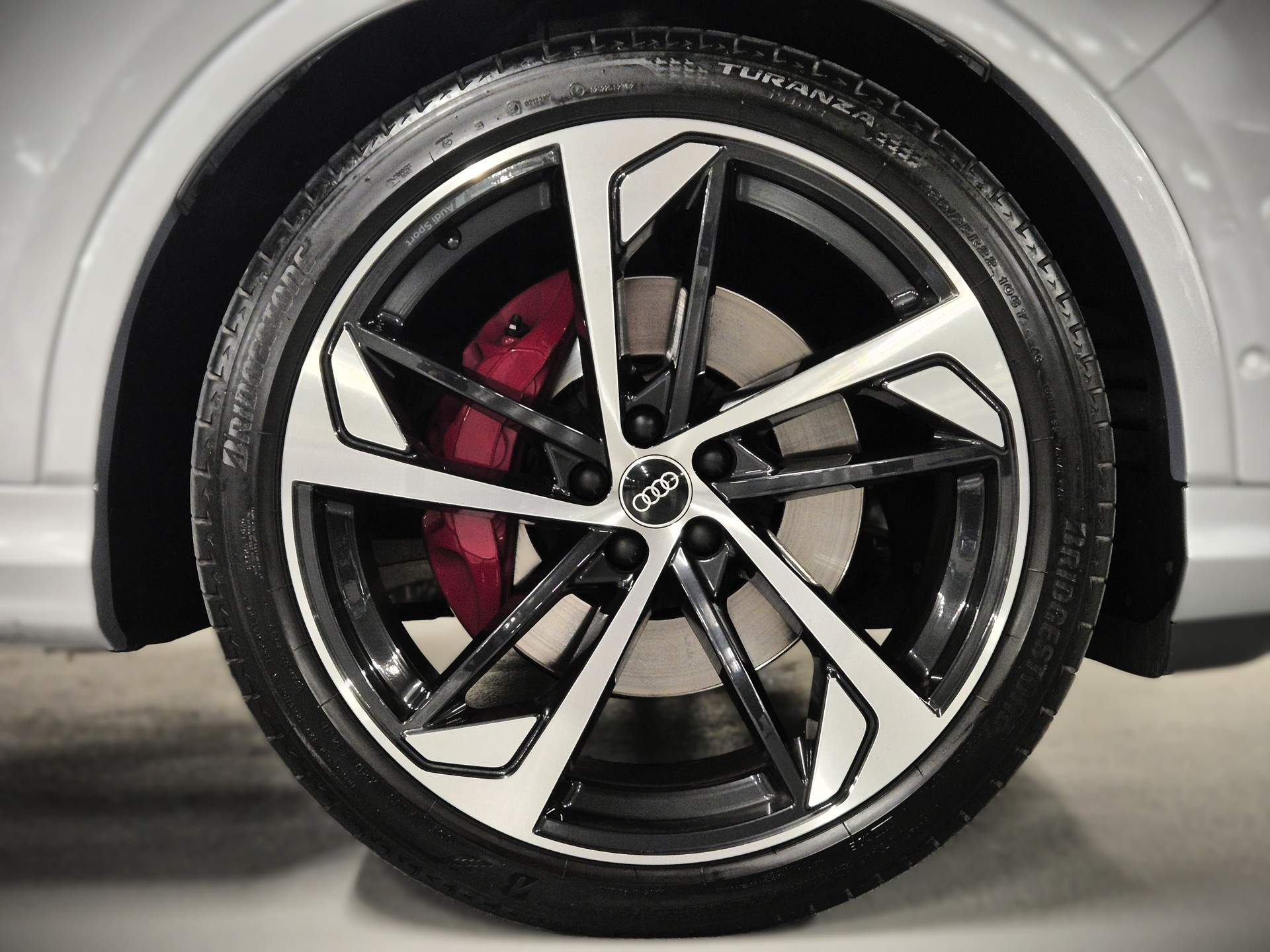 AUDI Q7 50 TDI quattro S Line tiptronic-image-5