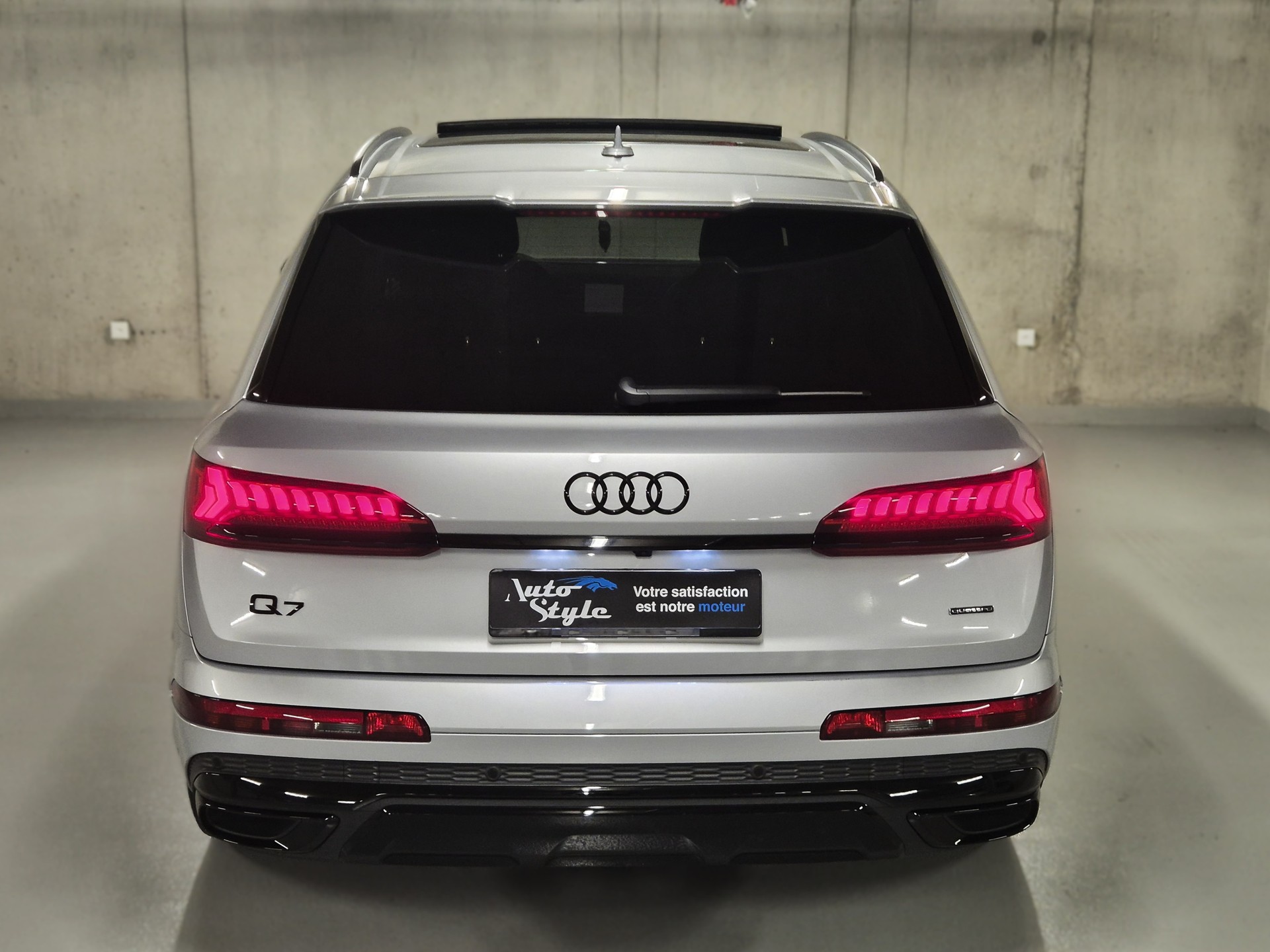 AUDI Q7 50 TDI quattro S Line tiptronic-image-7