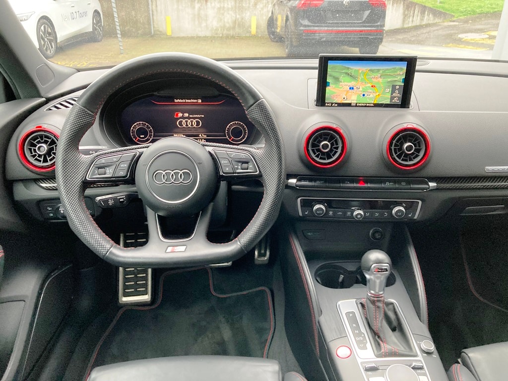 AUDI S3 Sportback 2.0 TFSI quattro S-tronic-image-10