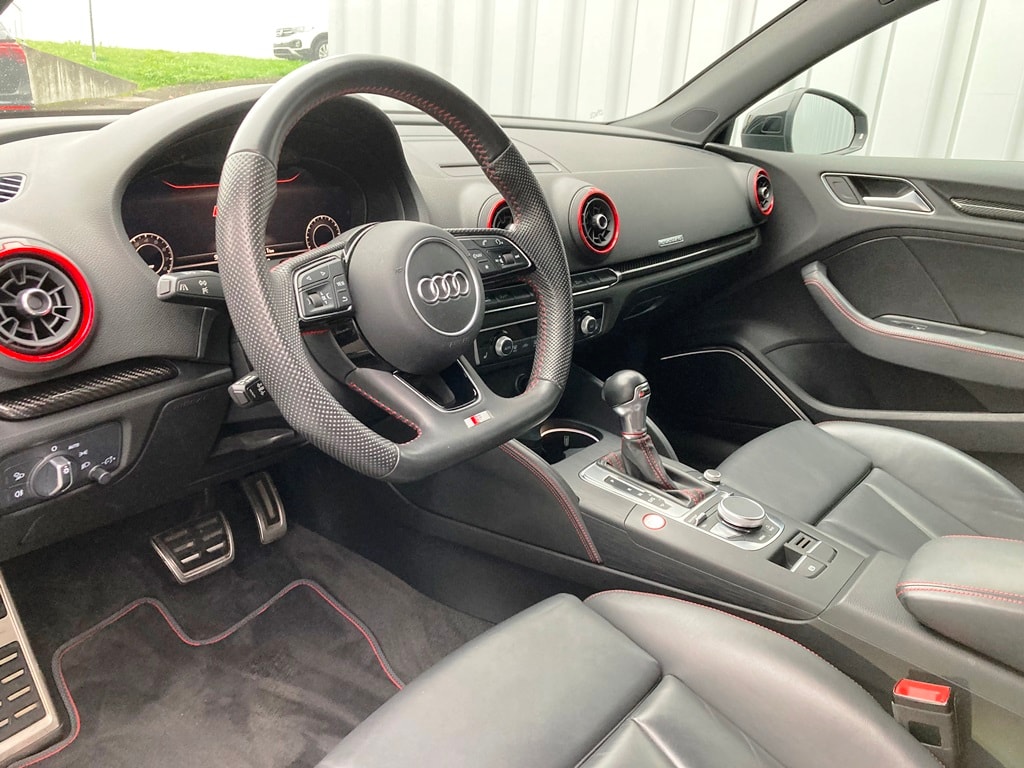 AUDI S3 Sportback 2.0 TFSI quattro S-tronic-image-6