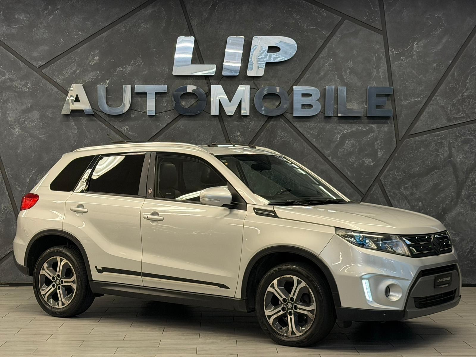 SUZUKI Vitara 1.6 TD Sergio Cellano Top TCSS-image-2