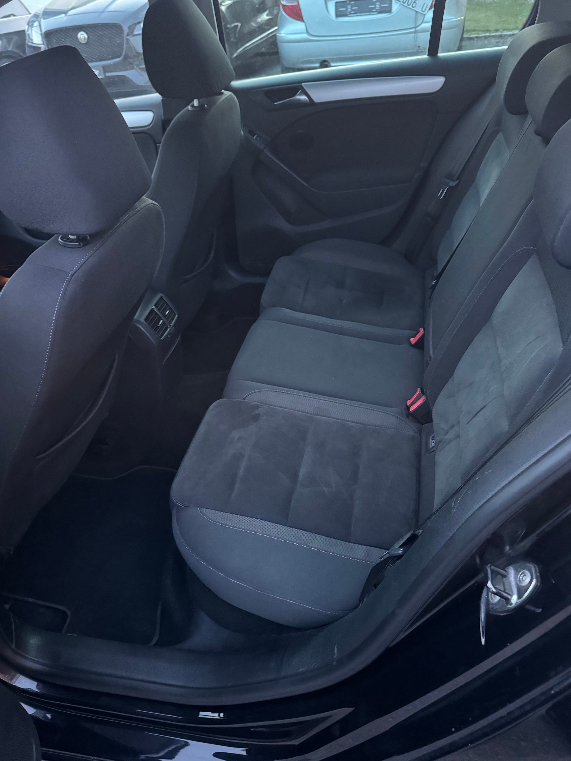VW GOLF-image-6