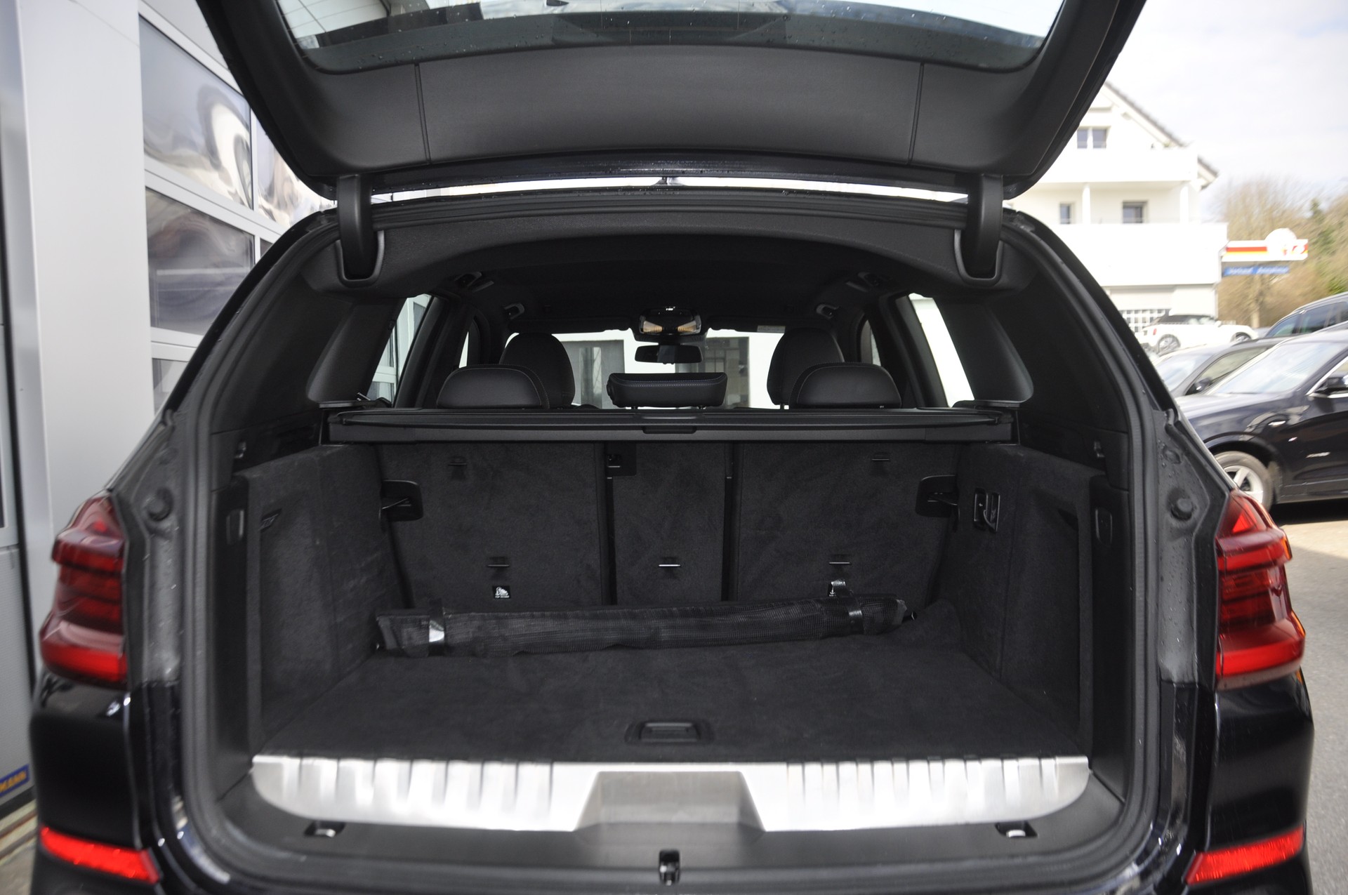 BMW X3 xDrive 30e M Sport-image-12
