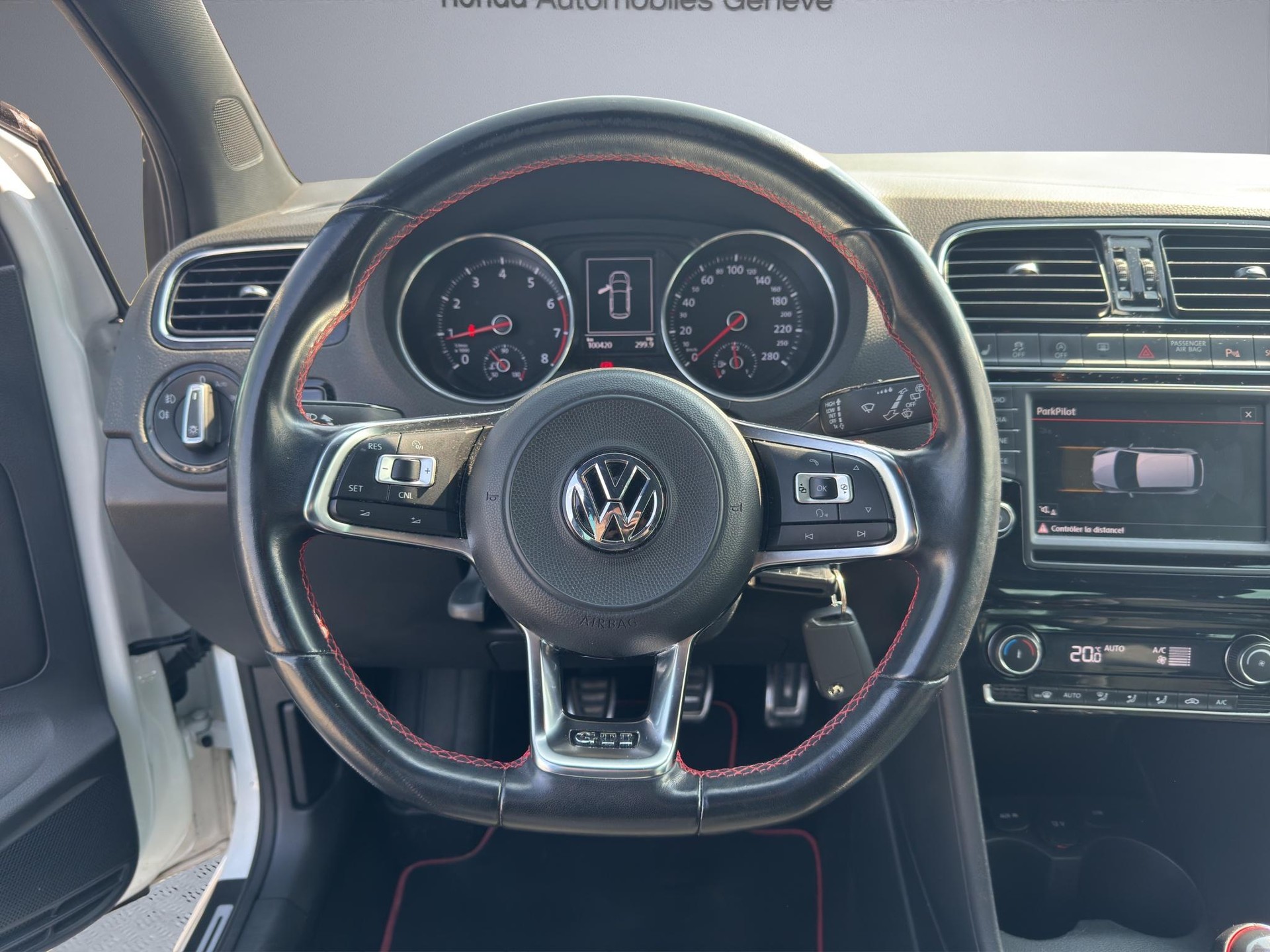 VW Polo 1.8 TSI GTI-image-9