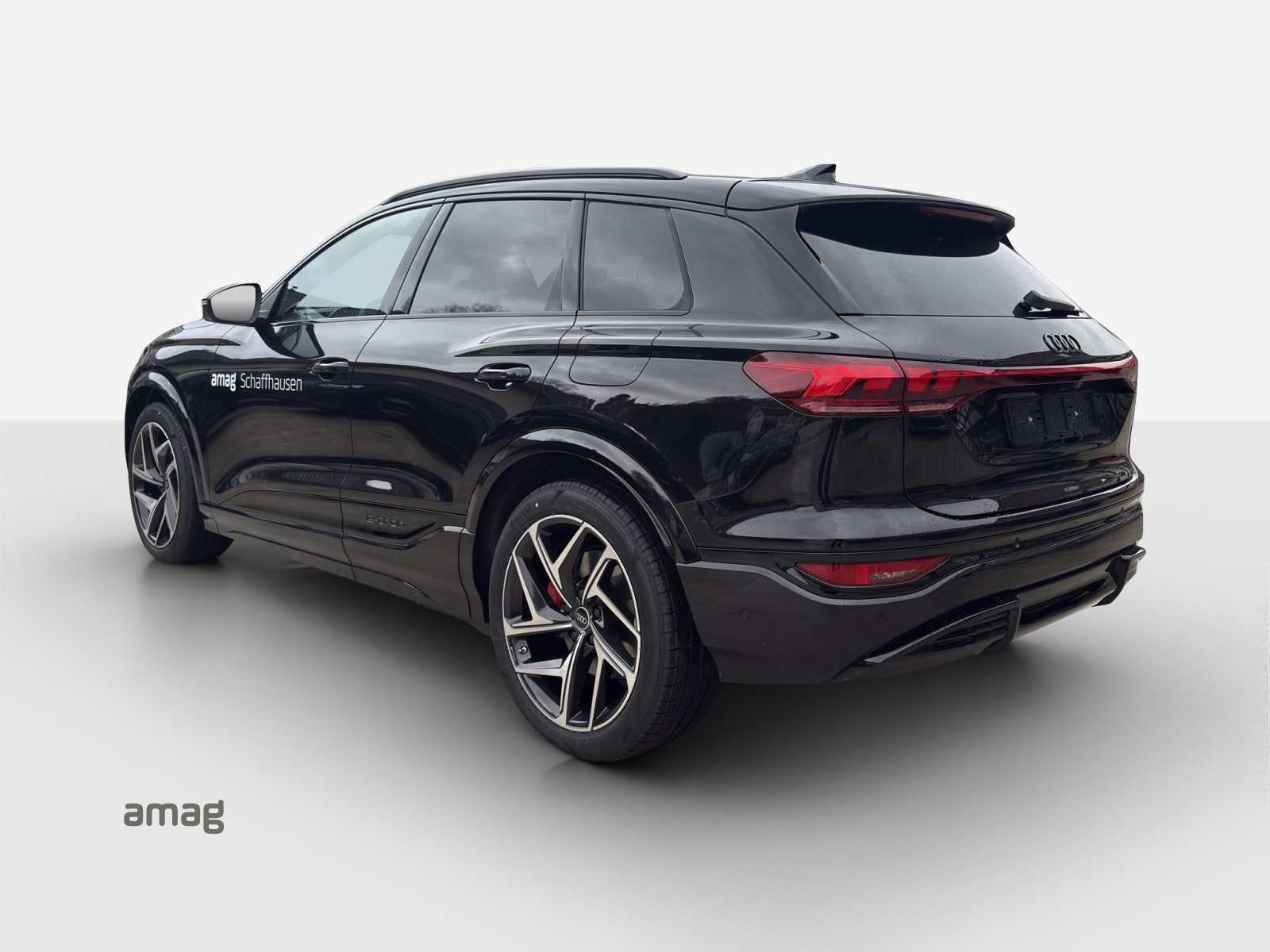 AUDI SQ6 e-tron quattro-image-2