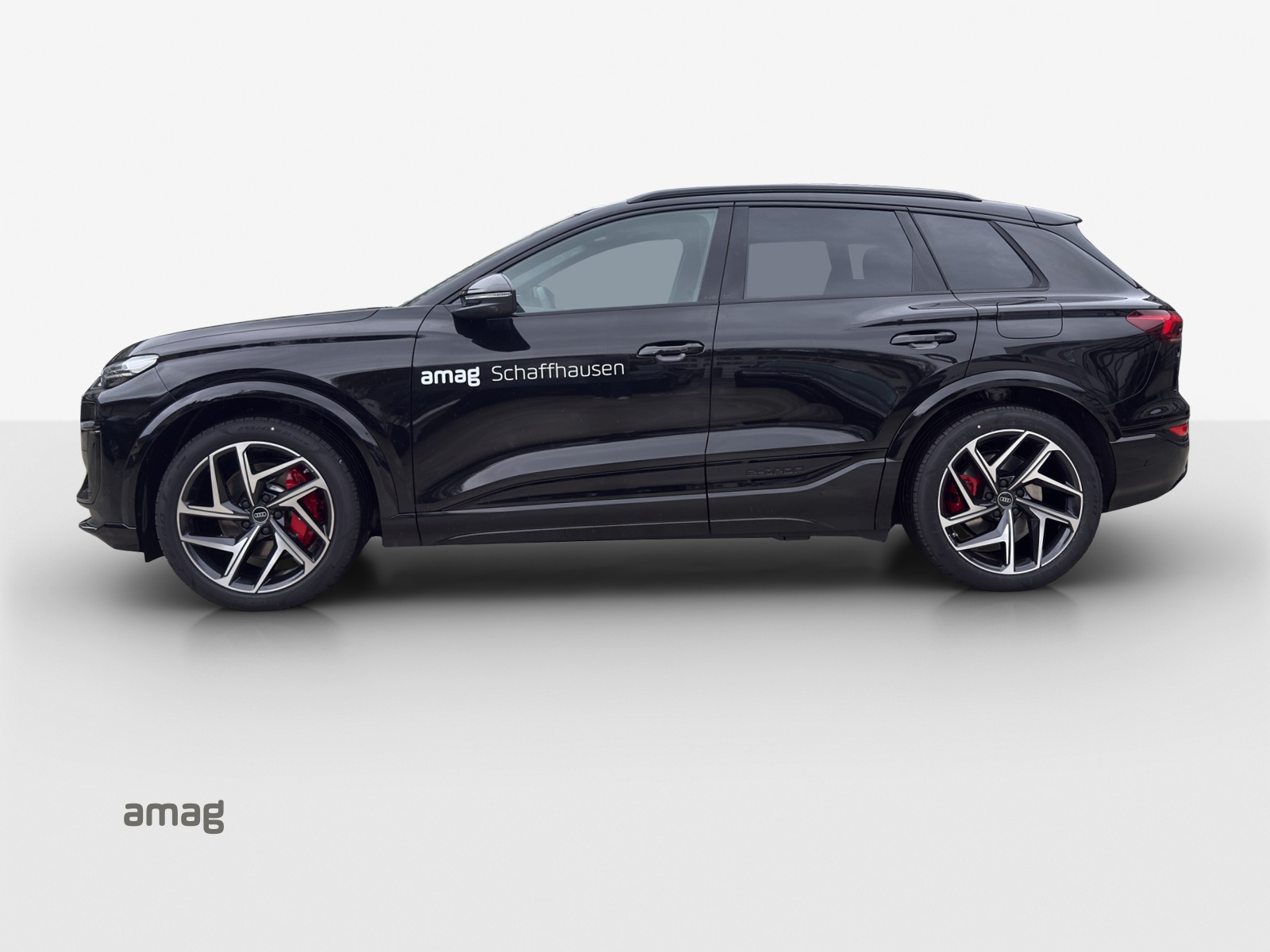 AUDI SQ6 e-tron quattro-image-1